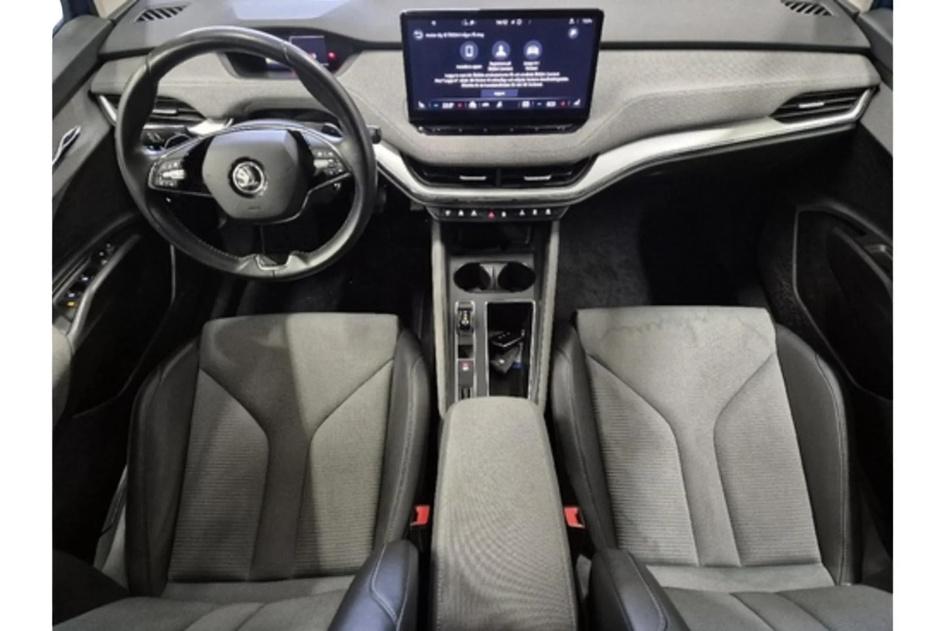 Car Image - U488Qbqp9fcTdES0j178X