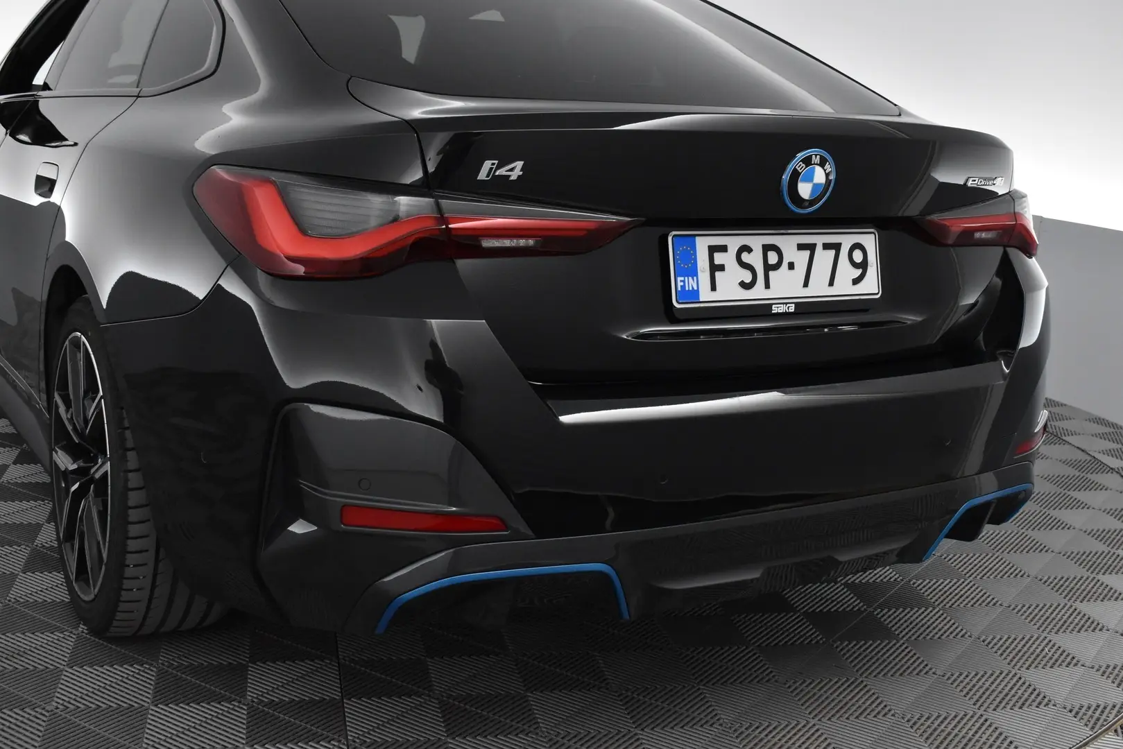 Car Image - Yb0MM4w2iCKx0HppUfW64