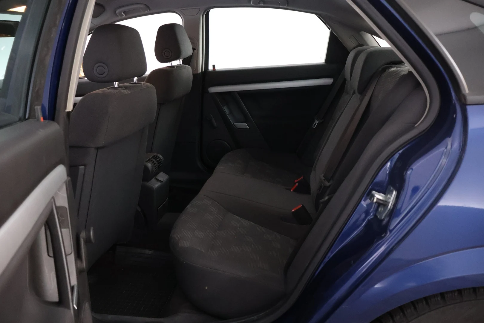 Car Image - 5VvGsFxtwjdjYlbRl4SYaF