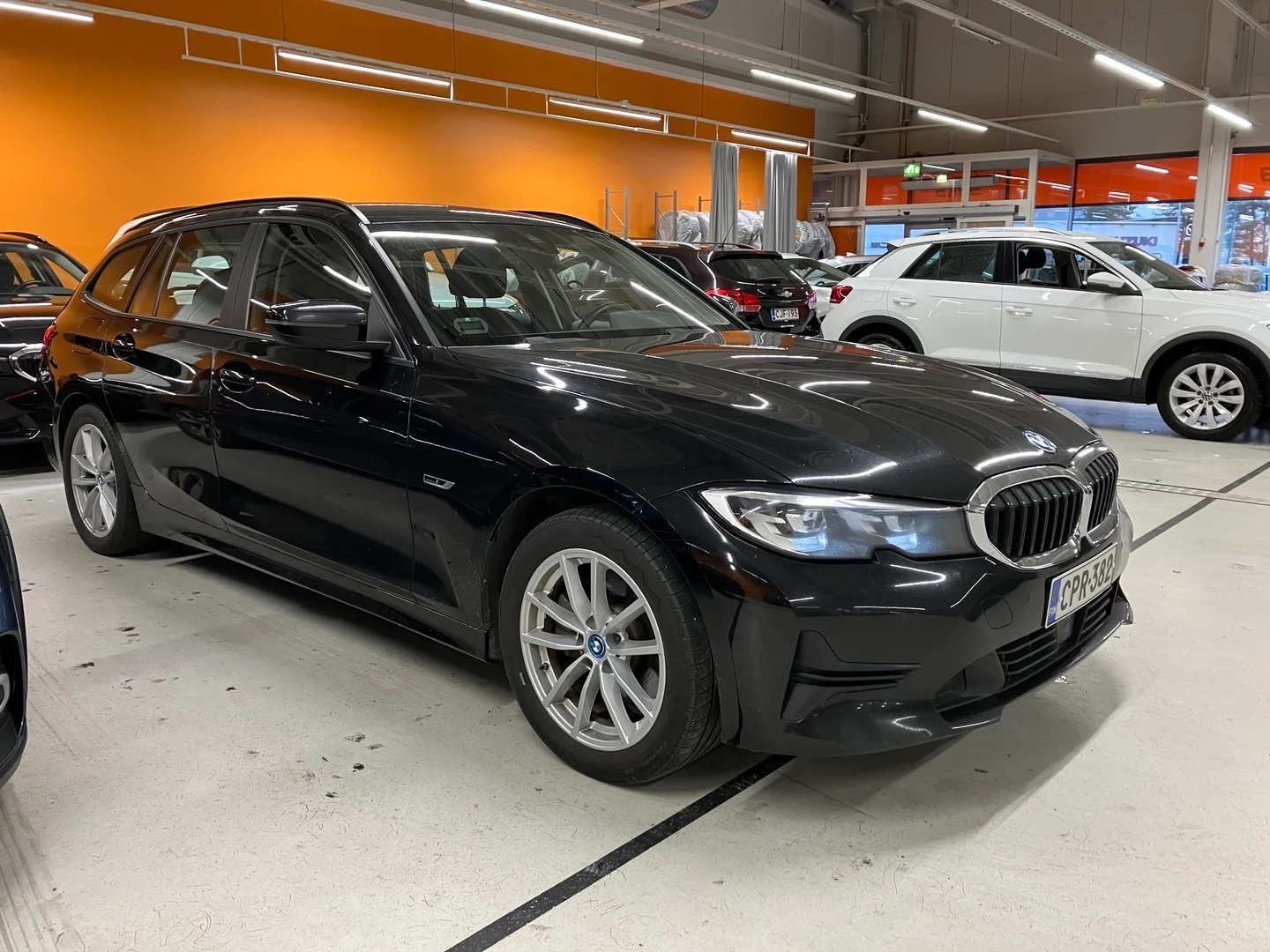 Car Image - 4MRE0xT0YrpbBvgnLNltuA