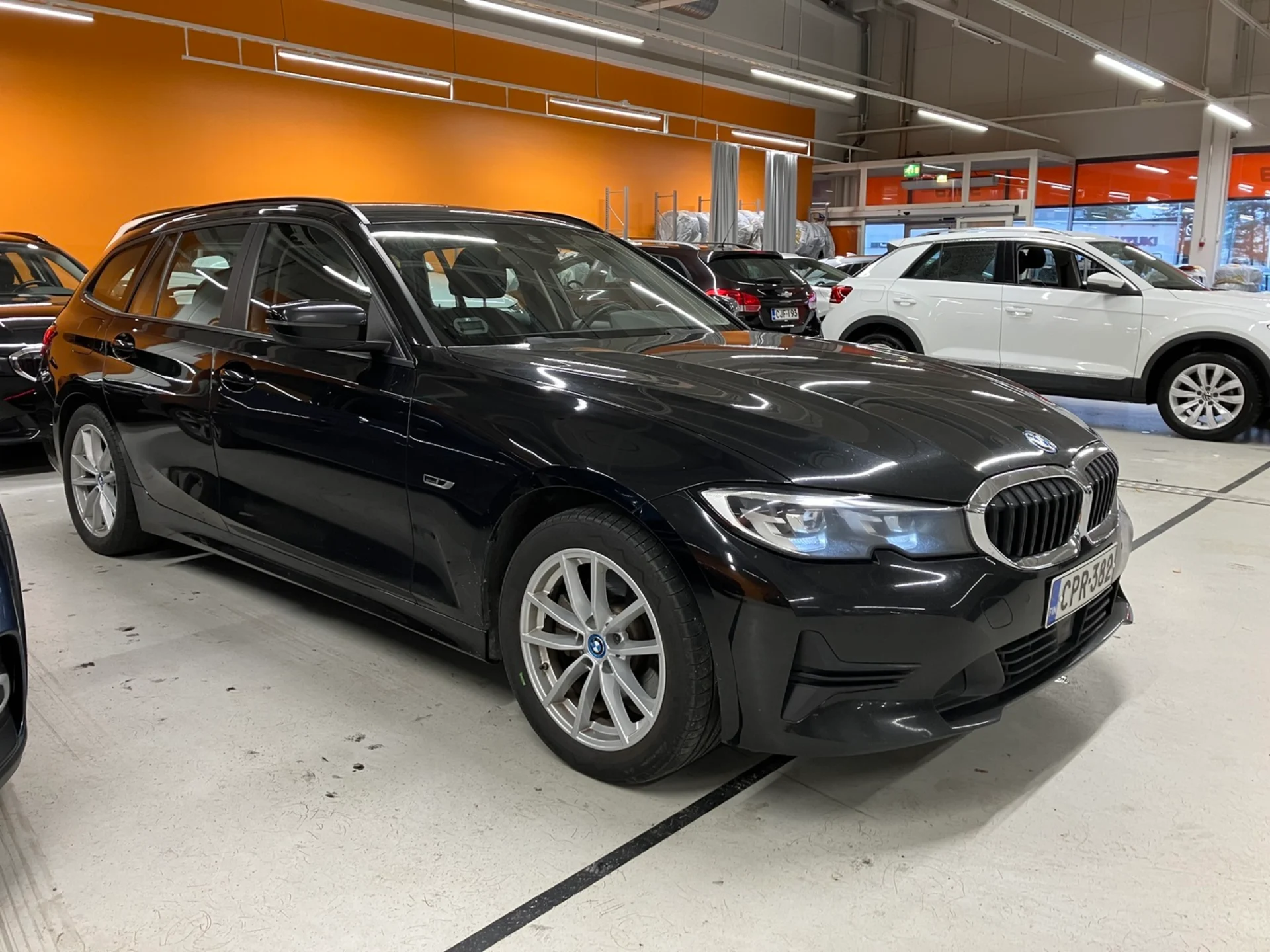 Car Image - 4MRE0xT0YrpbBvgnLNltuA