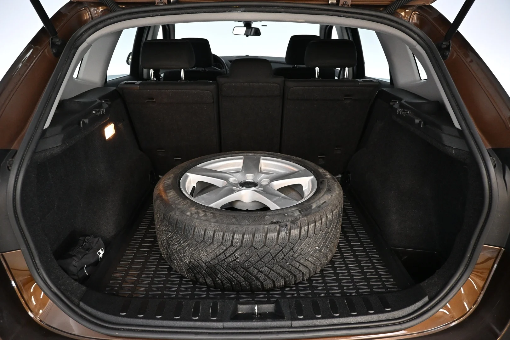 Car Image - 5hzUSIVgkCUIH0wbuGTbFZ