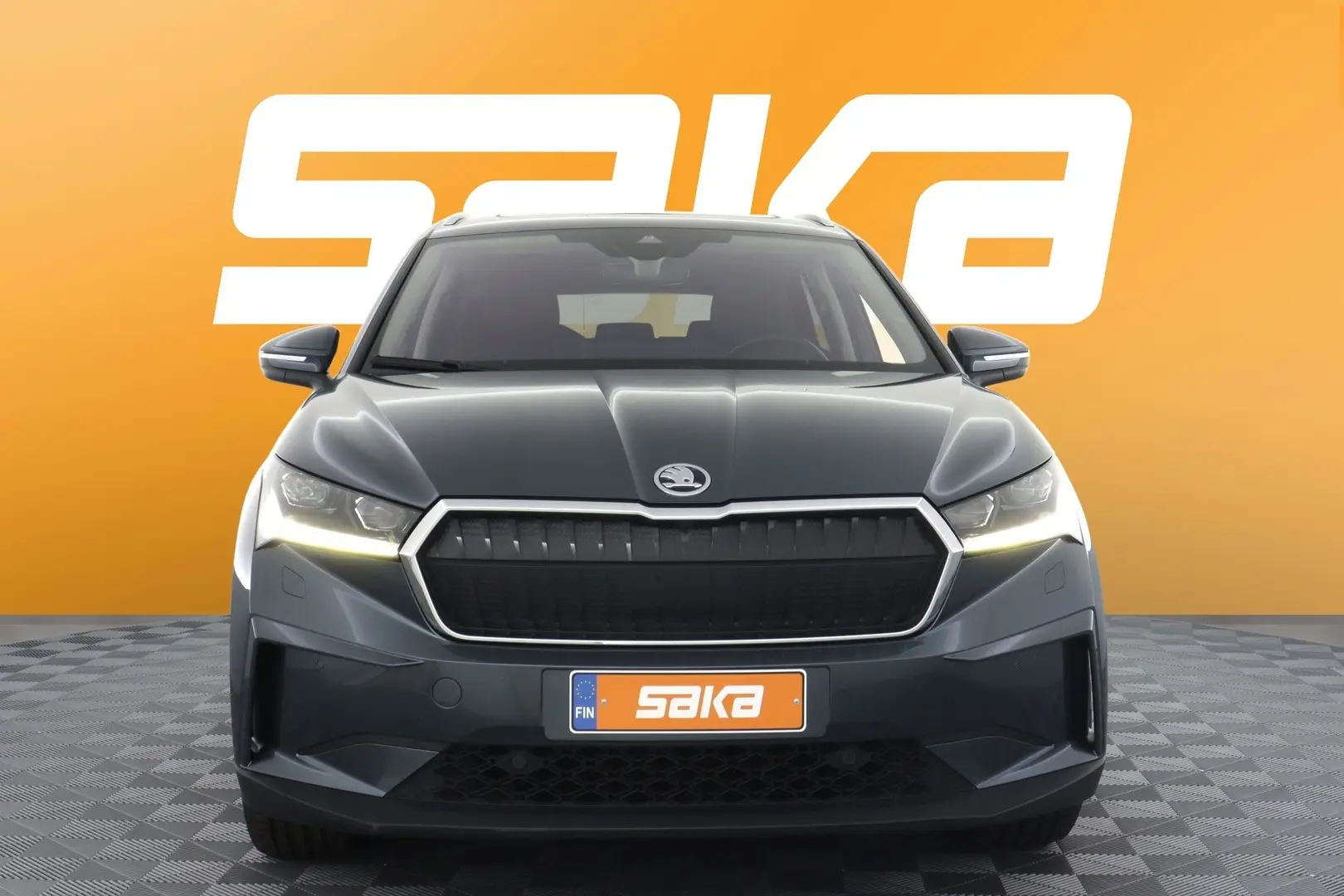 Car Image - WlxHXHQko6brDBpVBI7vg
