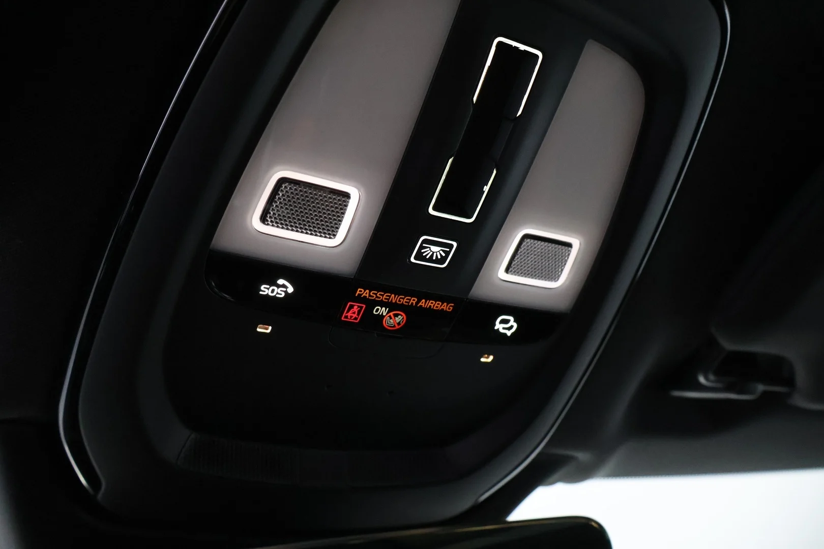 Car Image - GWCcS5BVu1UD7iGJnrbja