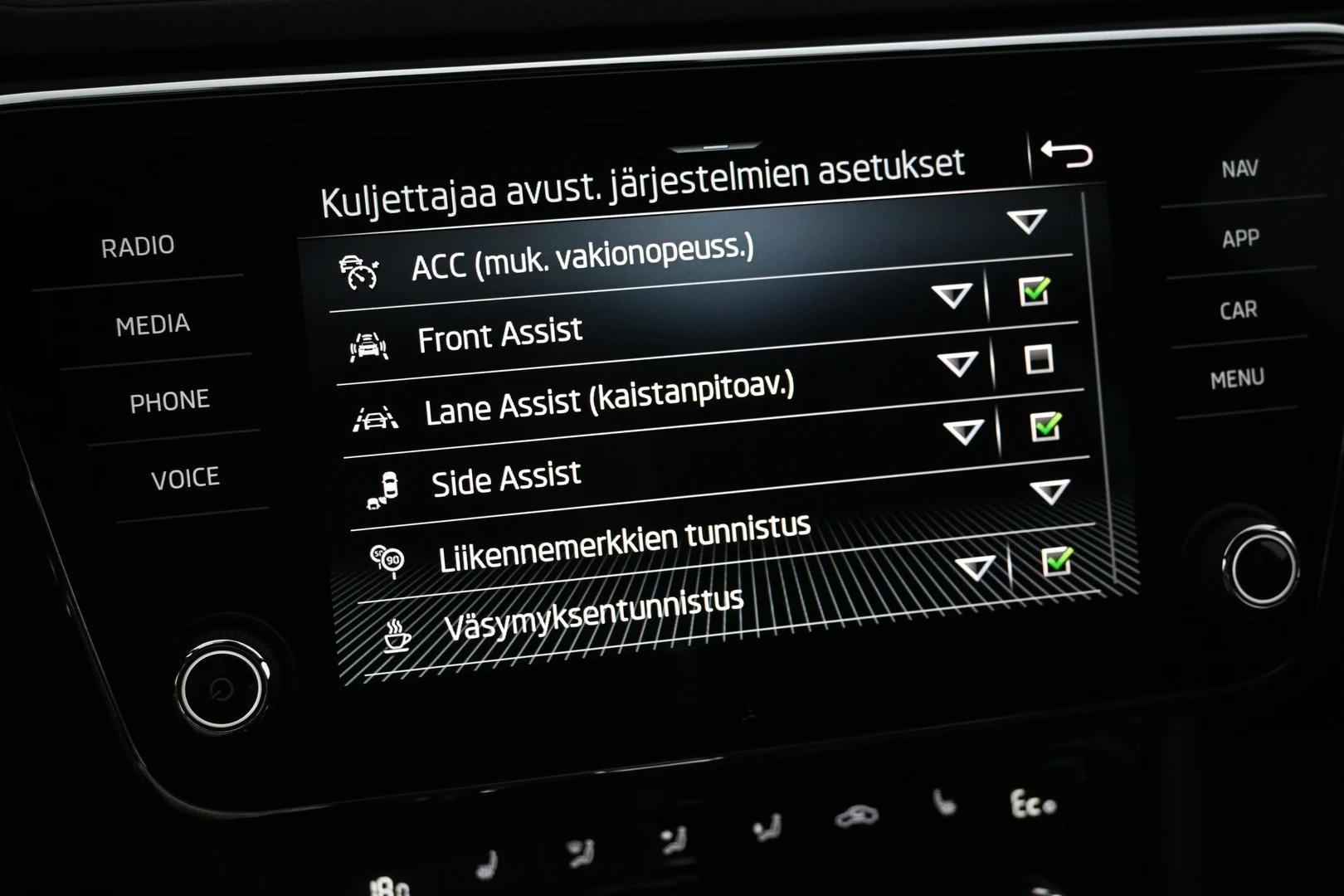 Car Image - 5km0q8TQandejX8AowCNWD