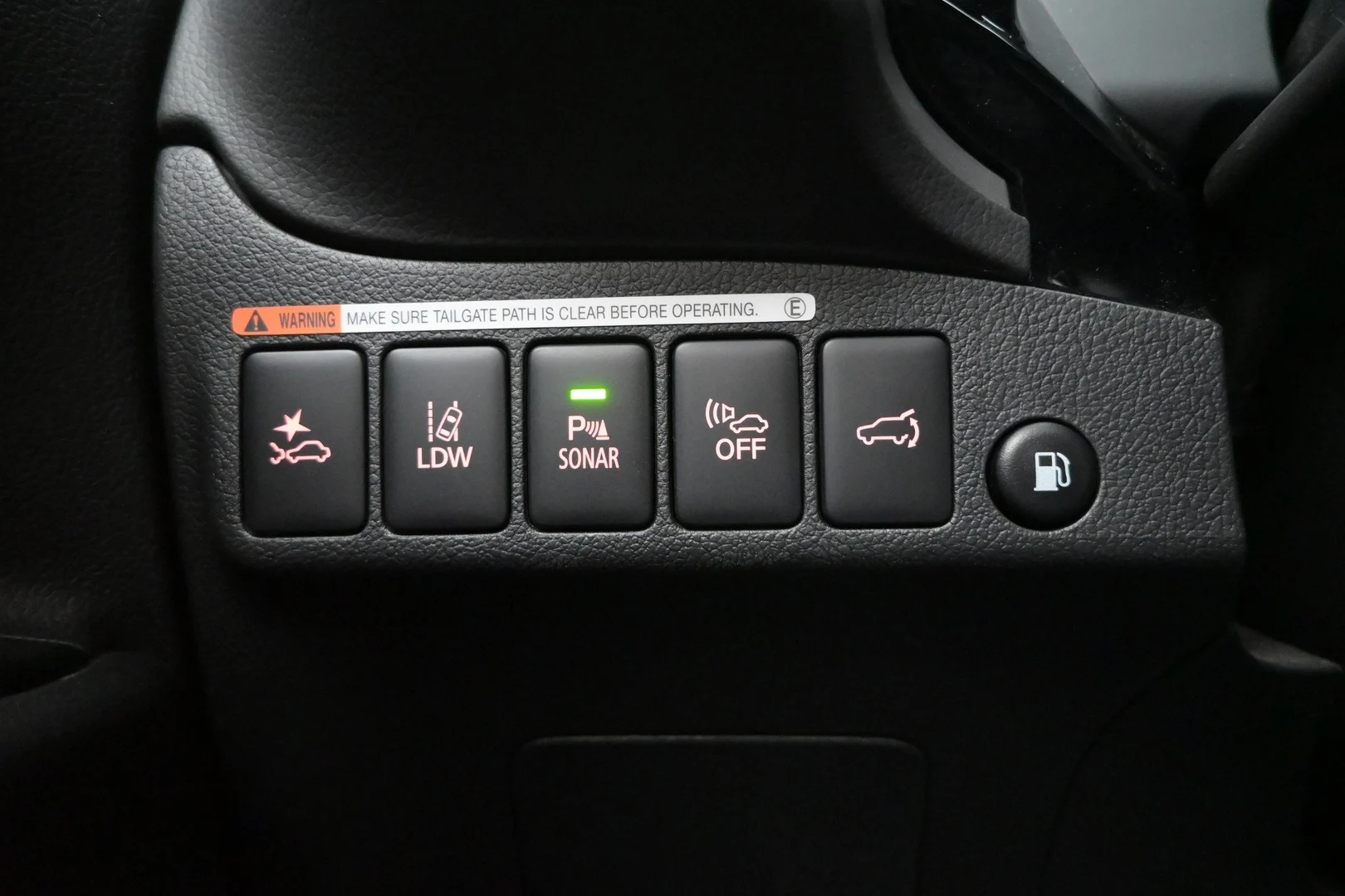 Car Image - rX3z3hcYitOiQQ46EixyI