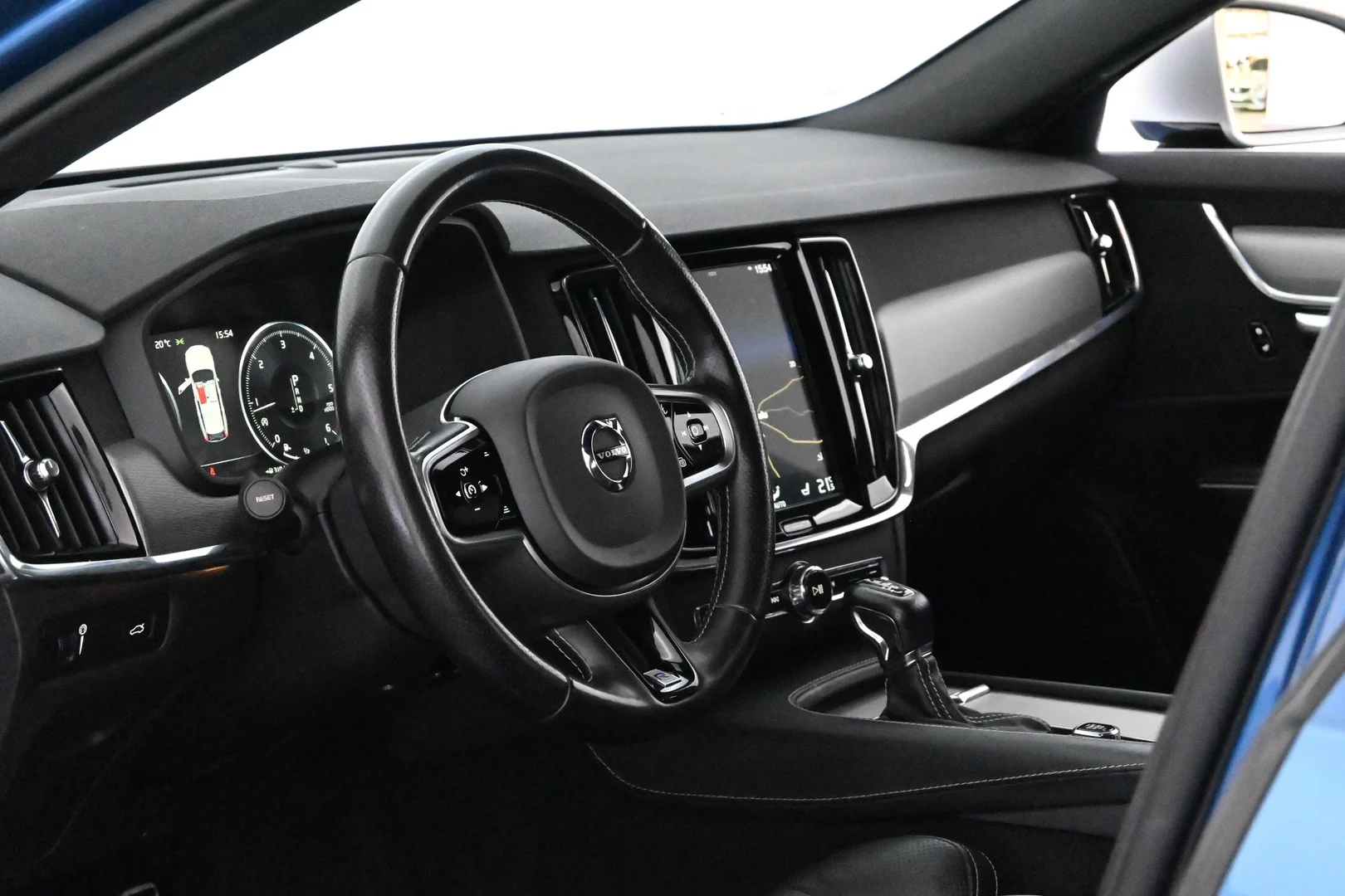 Car Image - 46fBybSqJuhypD9e19BShA