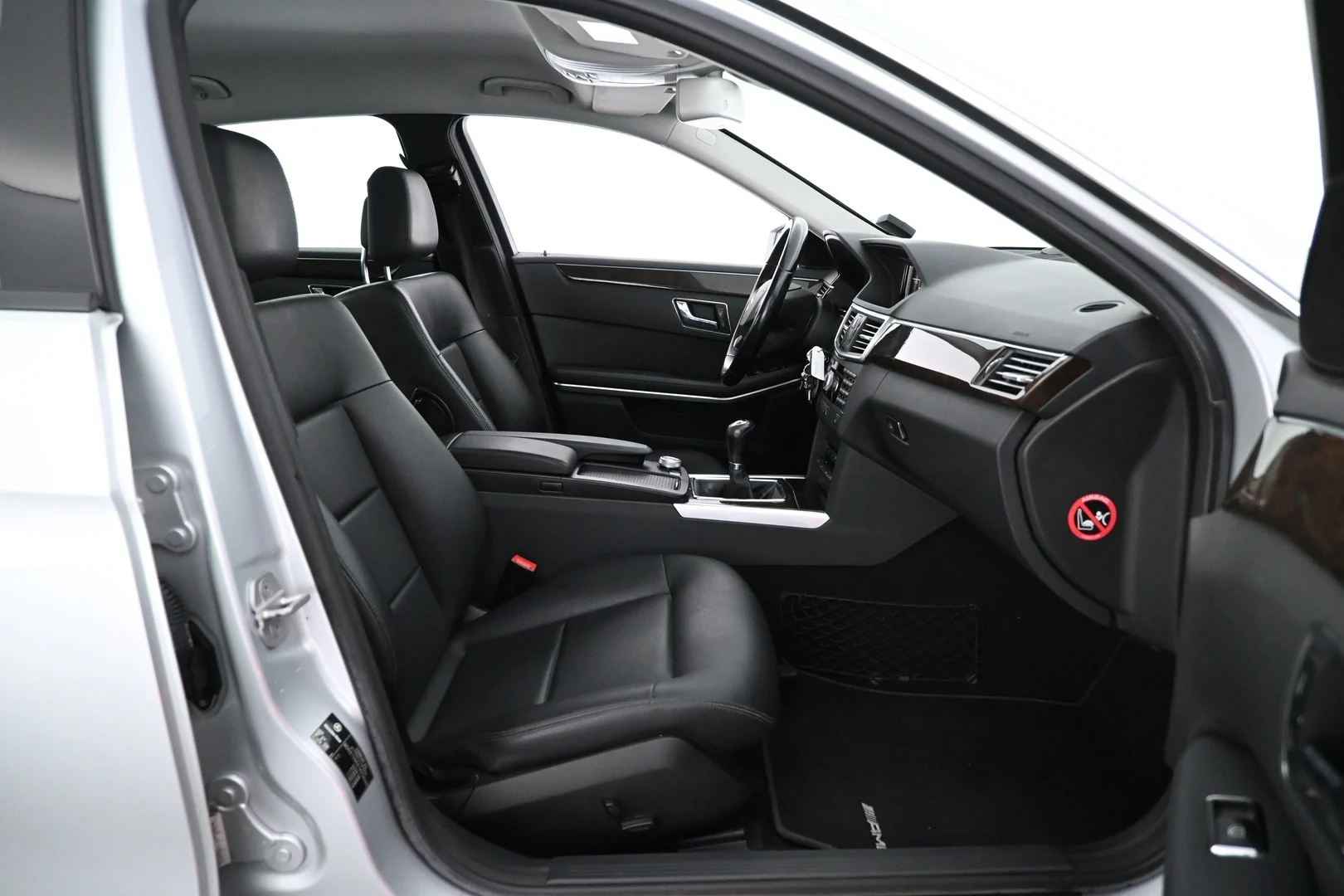 Car Image - 5iGvJ7ivN98qG8GP0Kz0sg