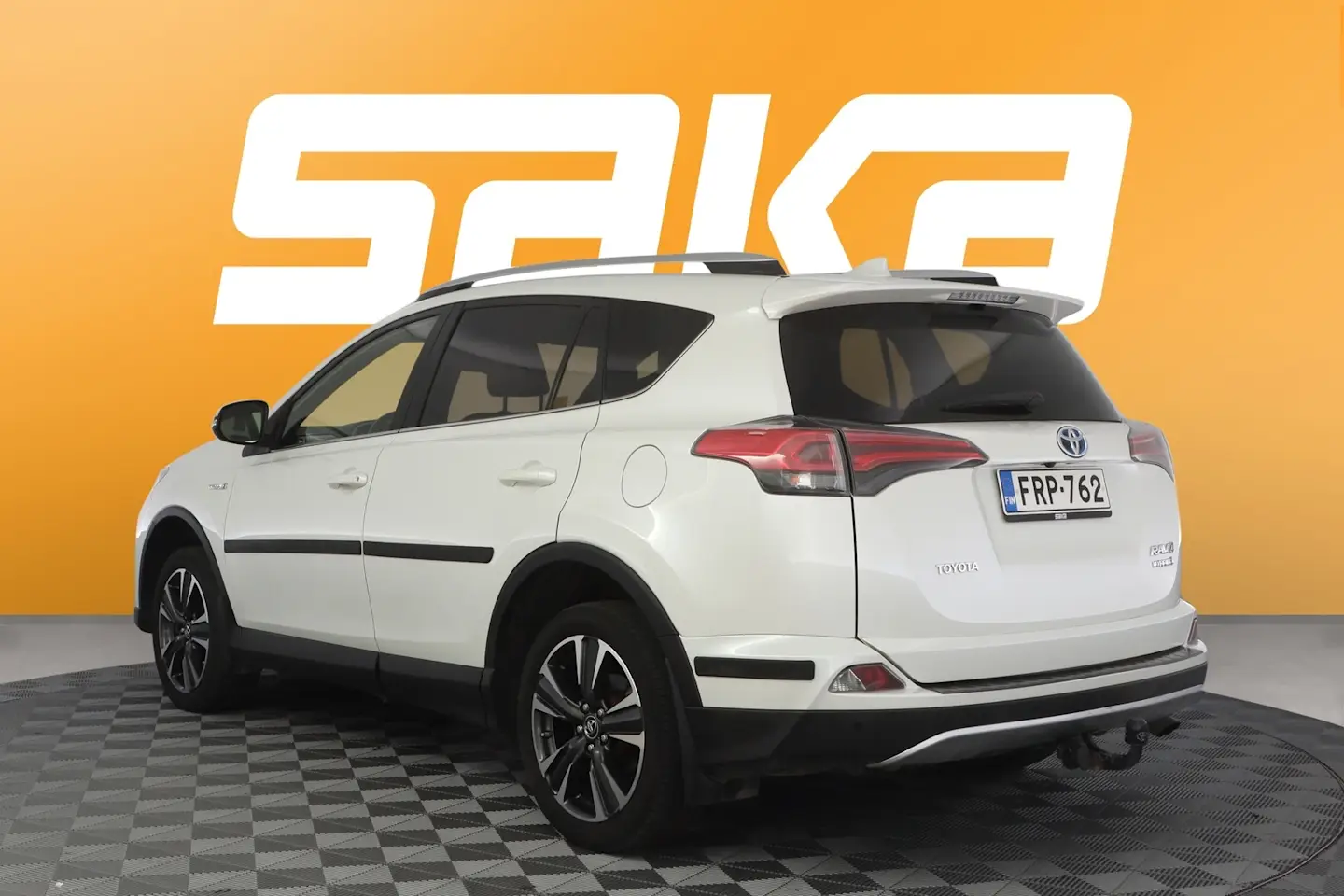 Car Image - 36V0vPAa9UmnYlAErTnEcO