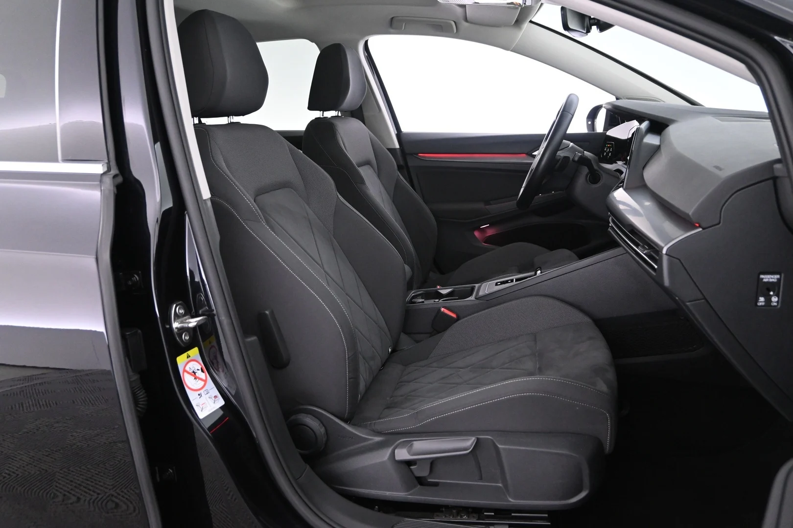 Car Image - 7gvloHzrFjMWZfaqs0hXGm