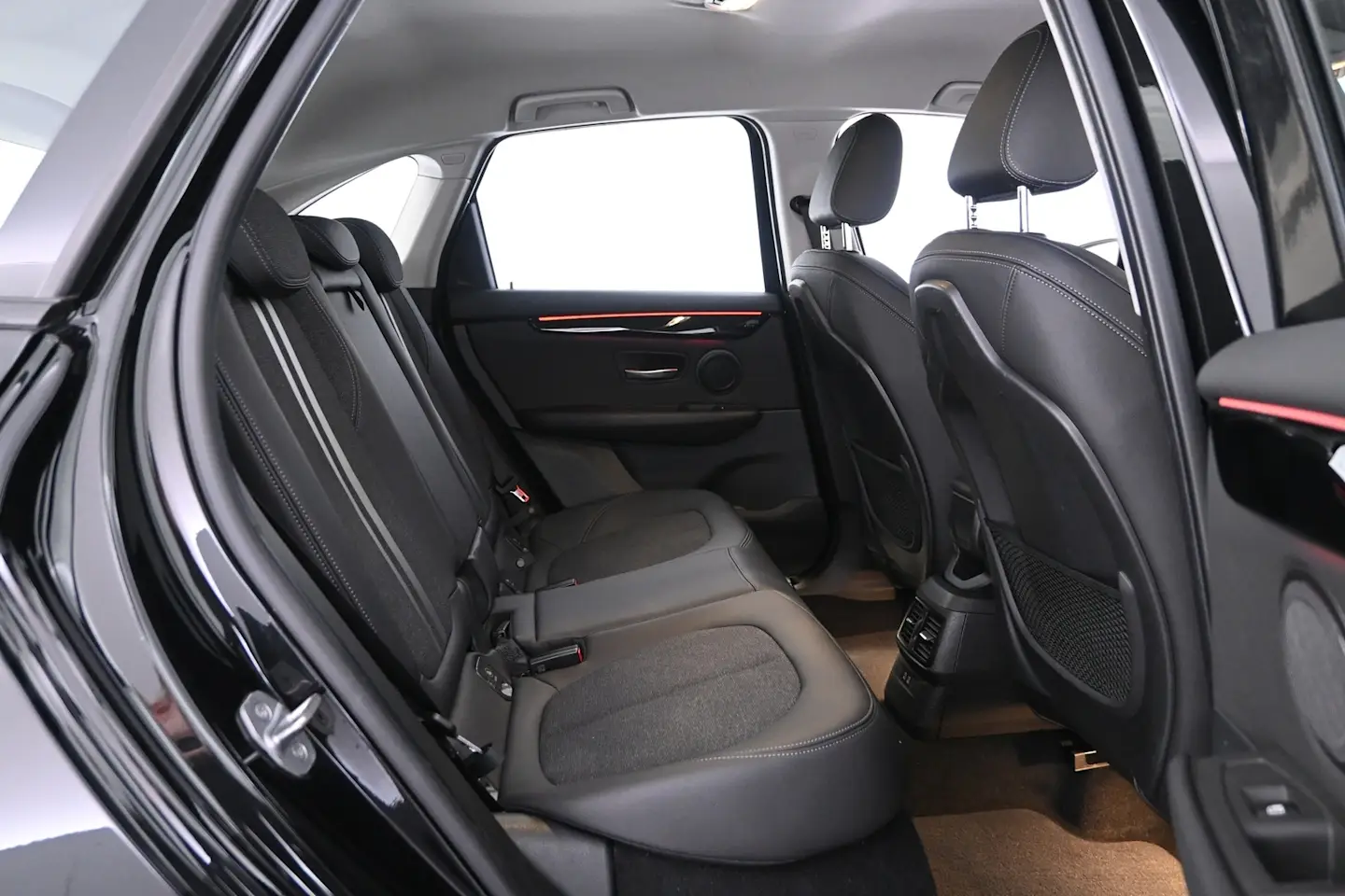 Car Image - 2xqFONyel9uxPGWEgPPeRi