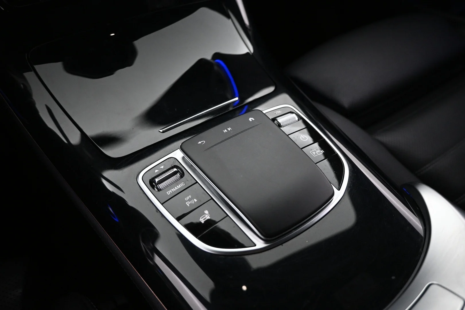 Car Image - 6a7PYGqORsOkATCt7LrLJx
