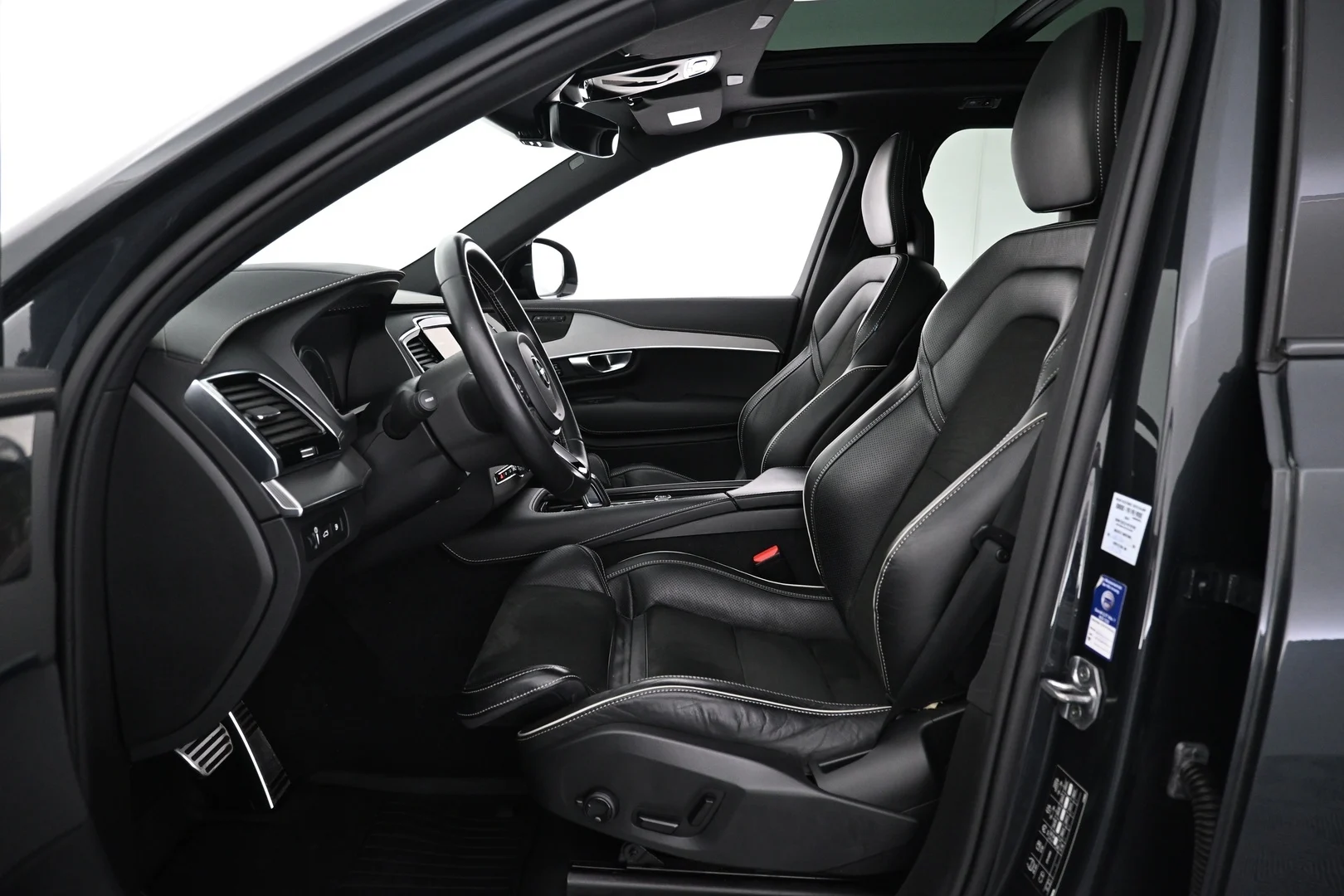 Car Image - 4qWSOcHGWjd0ZGl5AxfMd6
