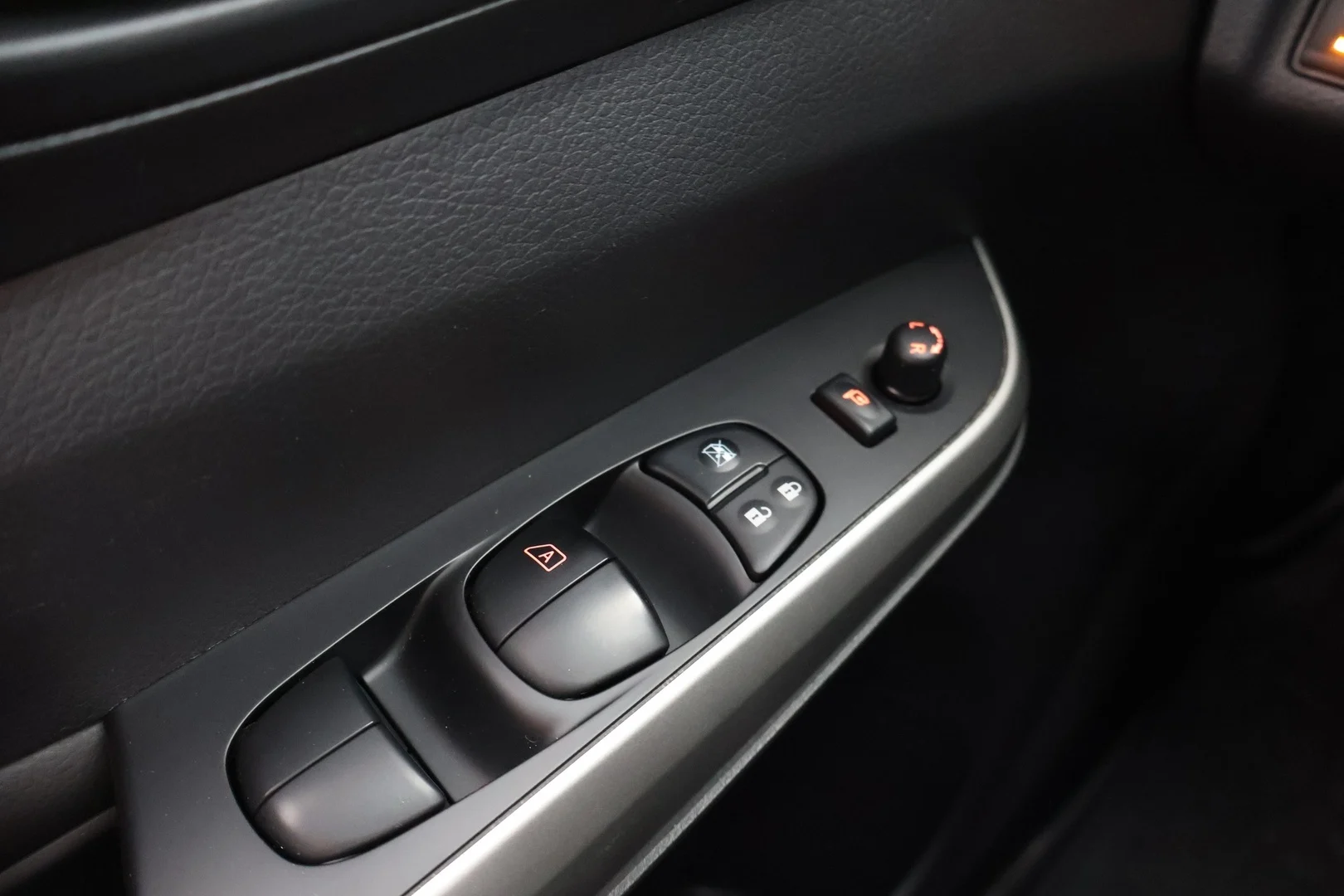 Car Image - 3aOK00xOa2C6OpDi2V6r3M