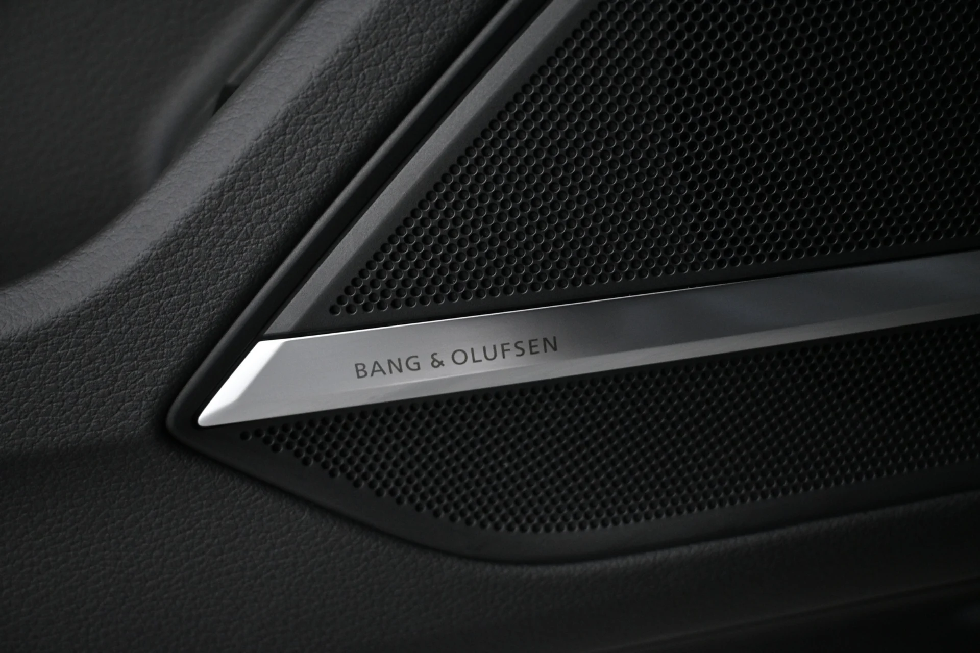 Car Image - 1PAPsh0qsbVKTXPTNiCJ5x