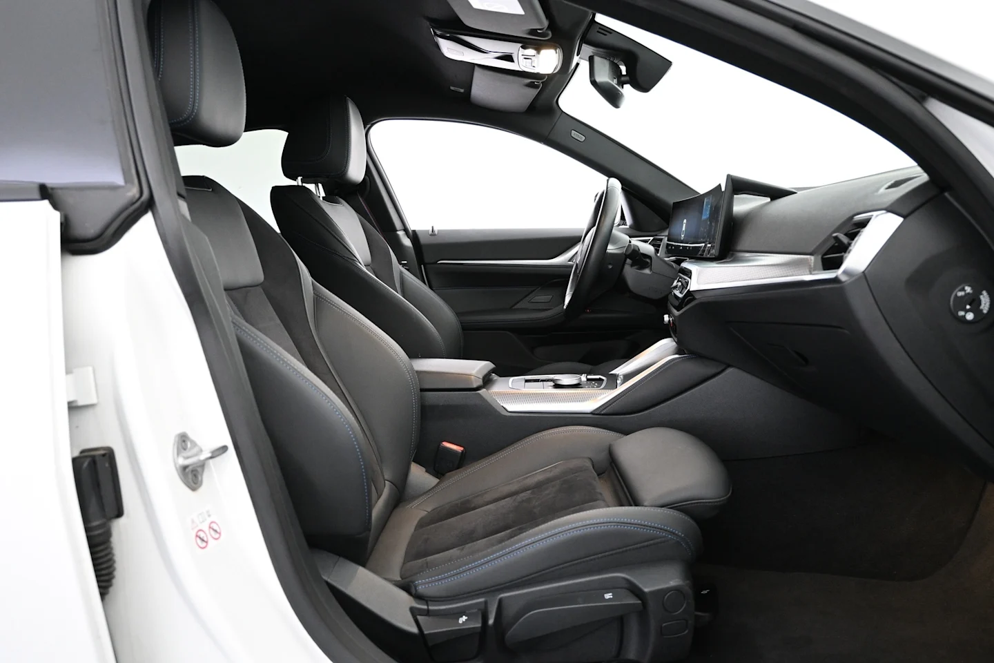 Car Image - 6df11lUCxKAJeA77VRMkj1