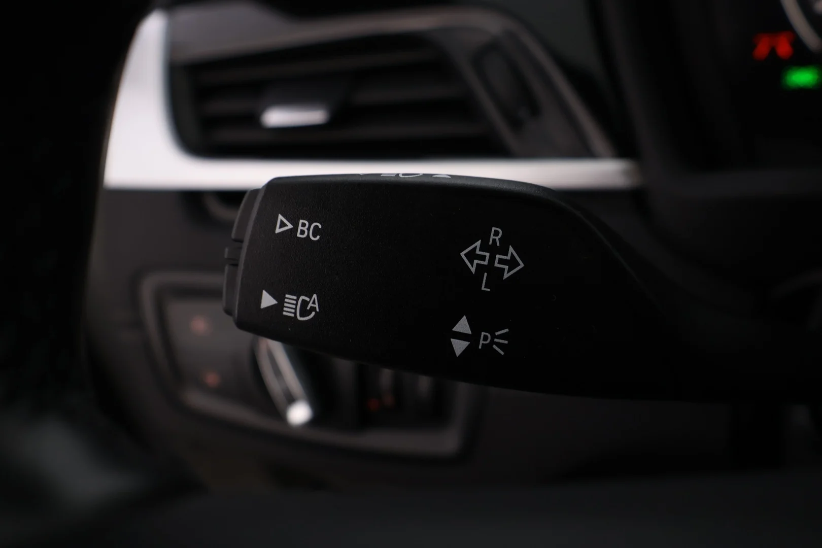 Car Image - 1UIbQaE4dLq00DDZ85Uvum