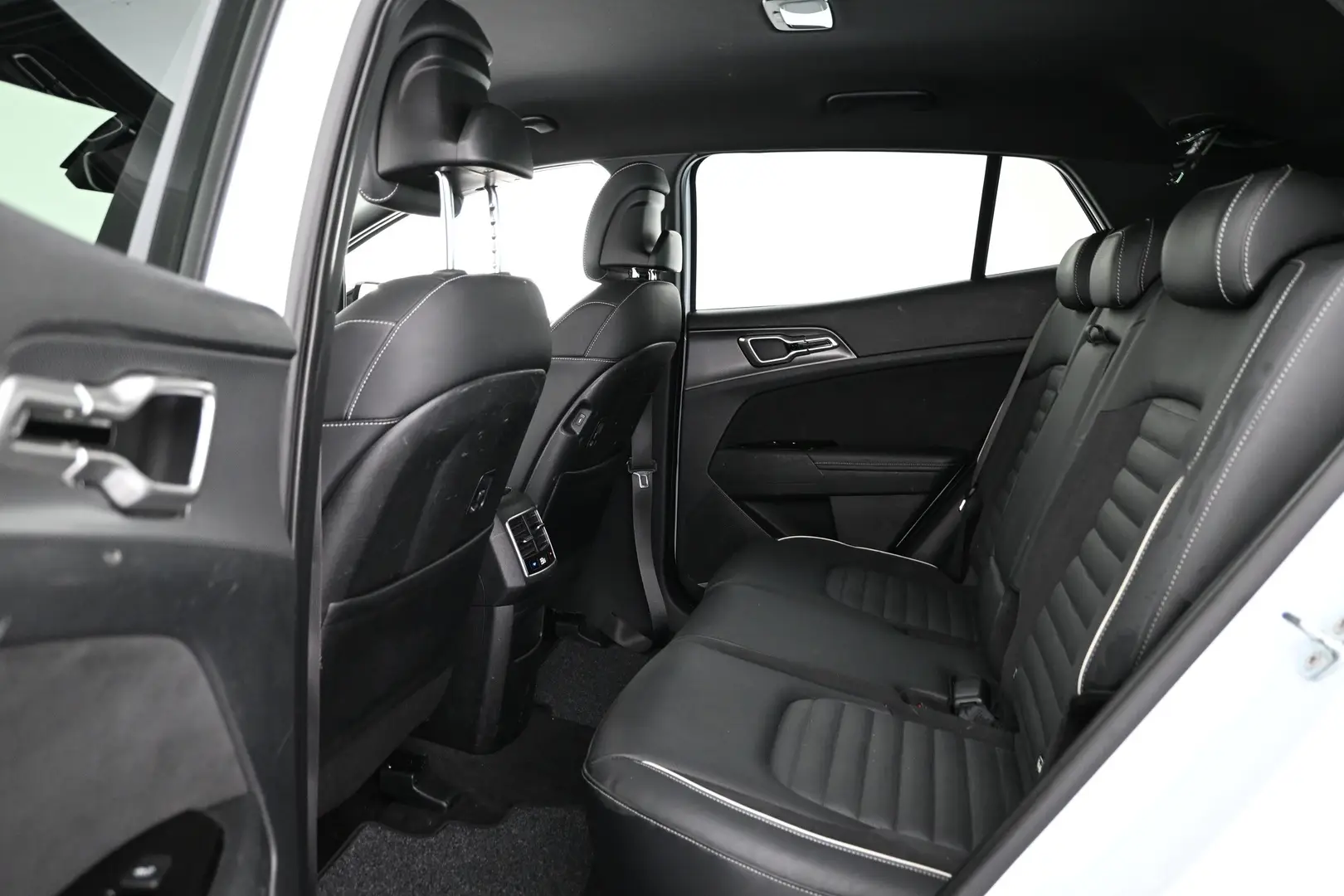 Car Image - NcAAubY6wvEdu3TGtkc0C