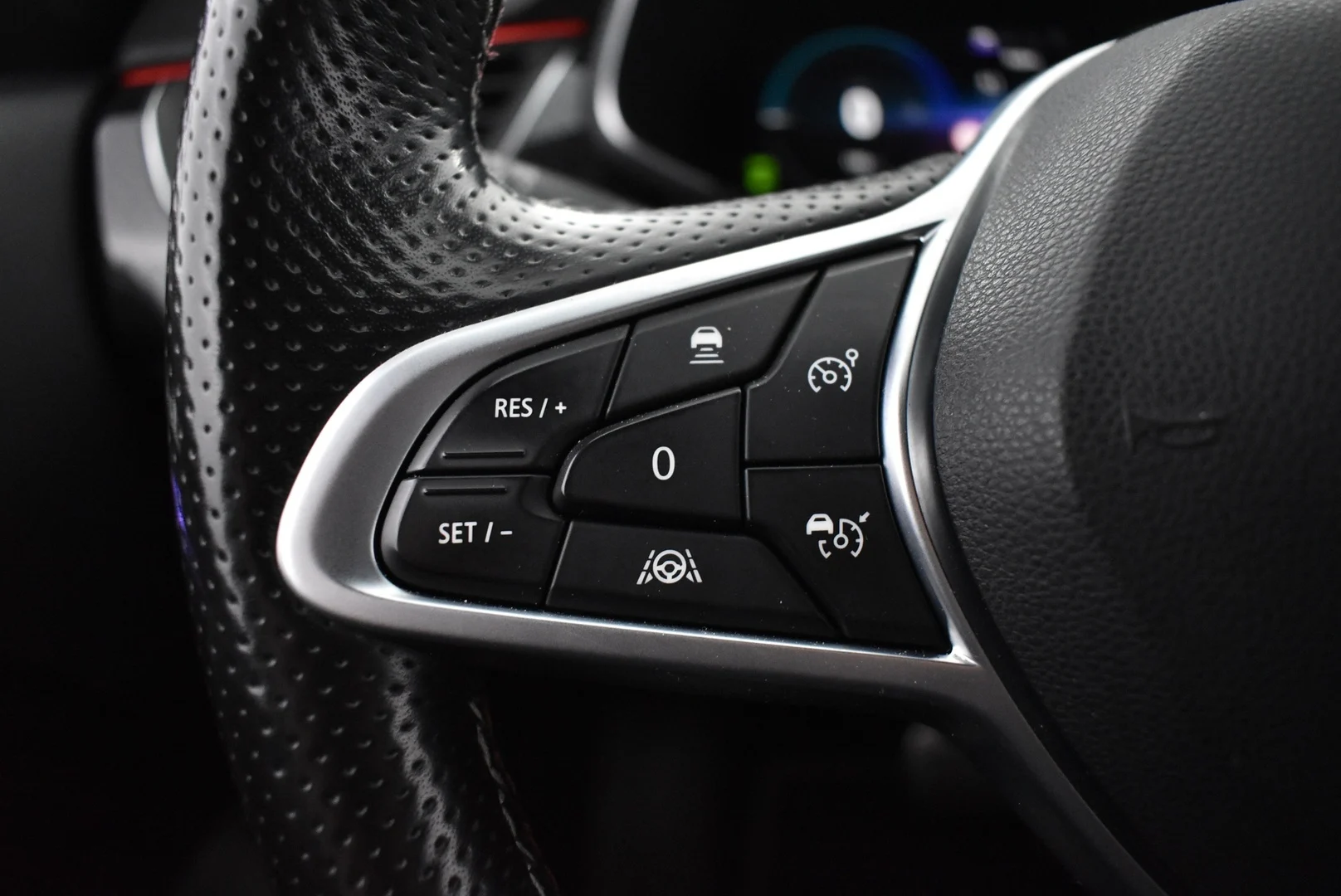 Car Image - 4E2Yx29YA9EcljVcLwJVe5