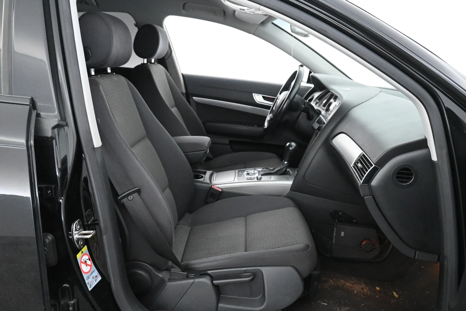Car Image - 5g0JBX33N3sX9CK1t5J7DQ