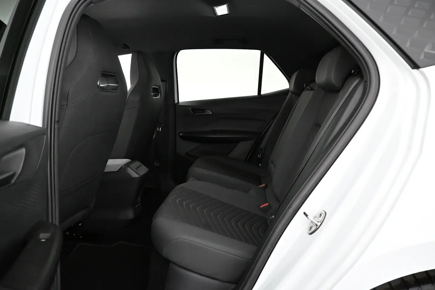 Car Image - fdBltNQo11BoqGBebtNCl