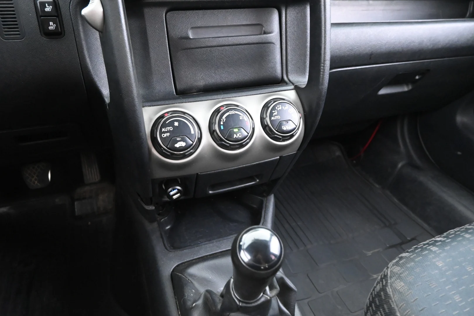Car Image - 6WnVqqBVgEc6vtOfgqX6e8