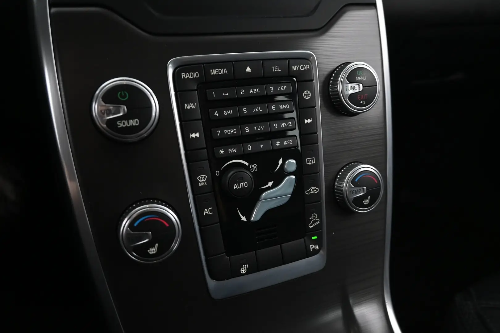 Car Image - VU3QdH35ggDFeFSqywDsw