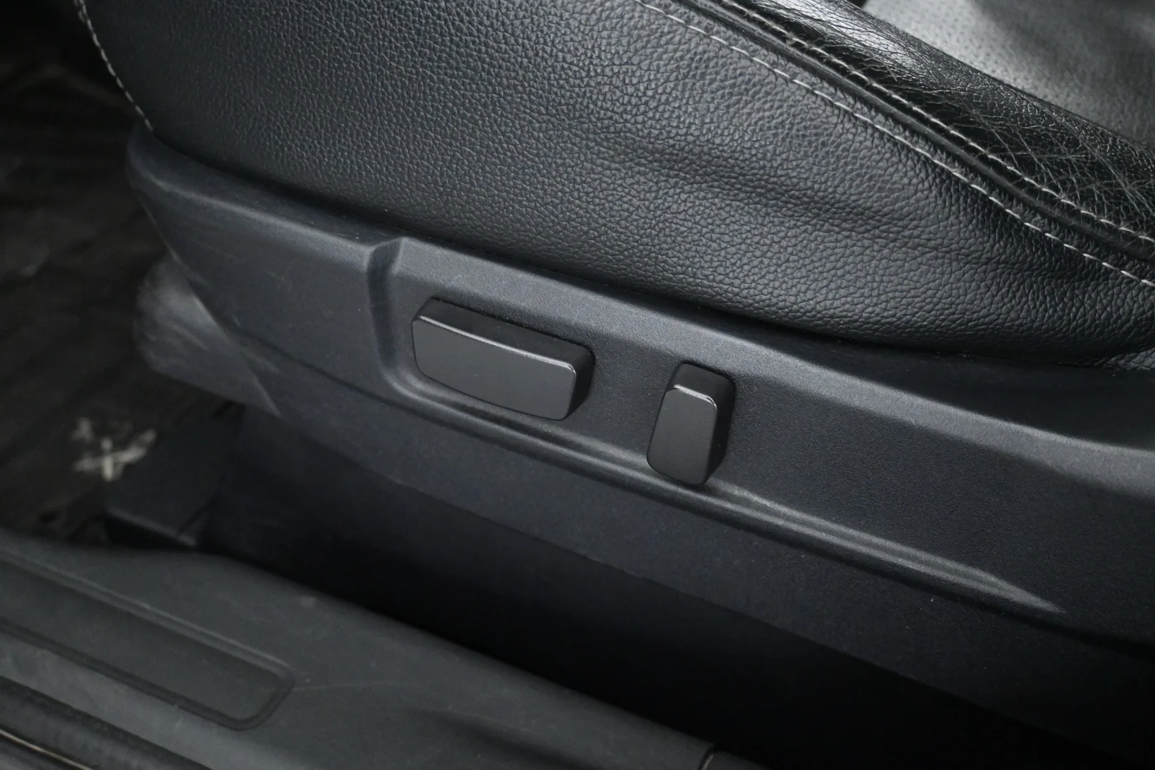 Car Image - 4Lm11WDejYSEAXGNUdZv25