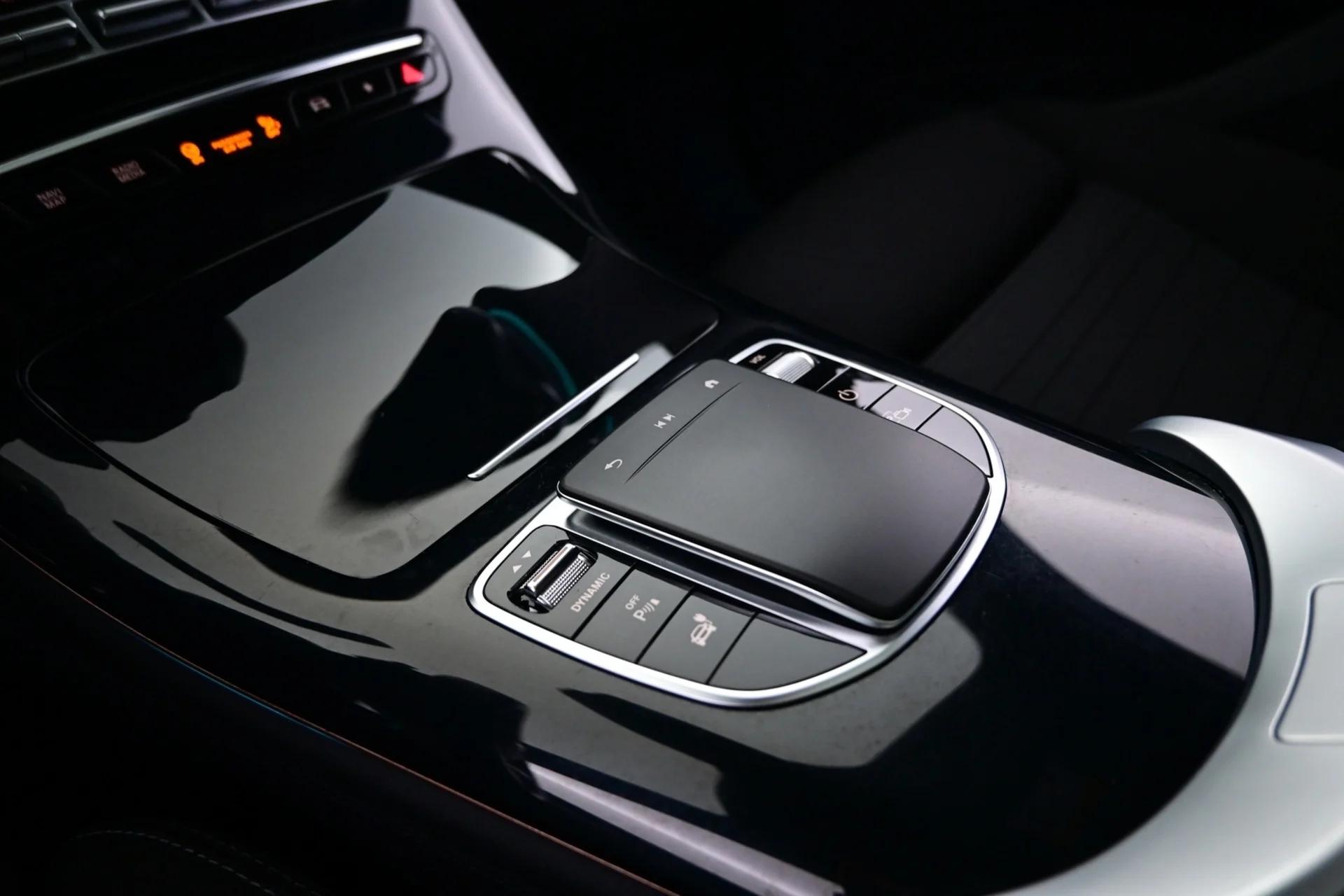 Car Image - 4gyPLsenrhY2x7btepxIXh