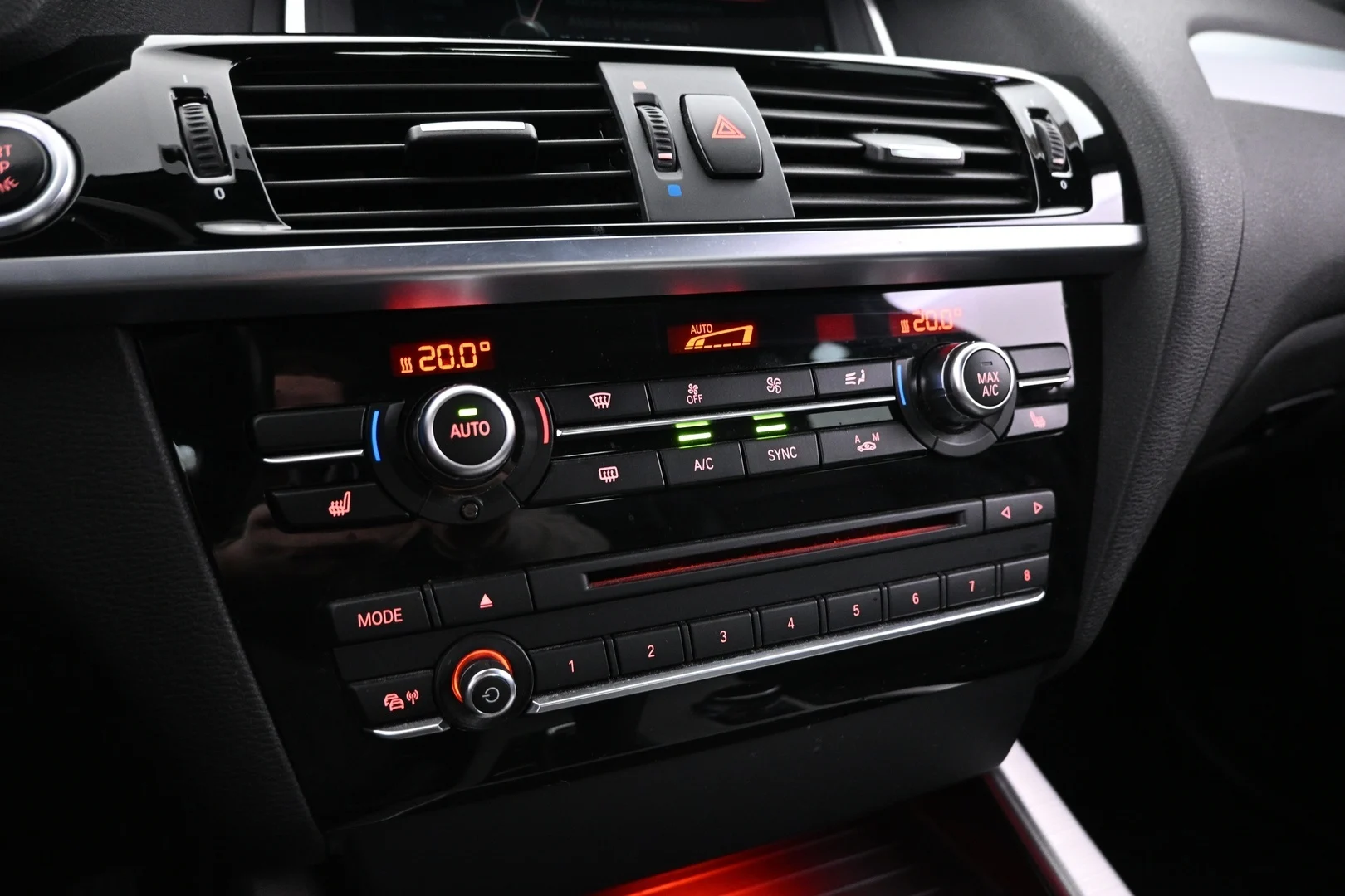 Car Image - b9jQj8D0GsCijpInMeQLZ
