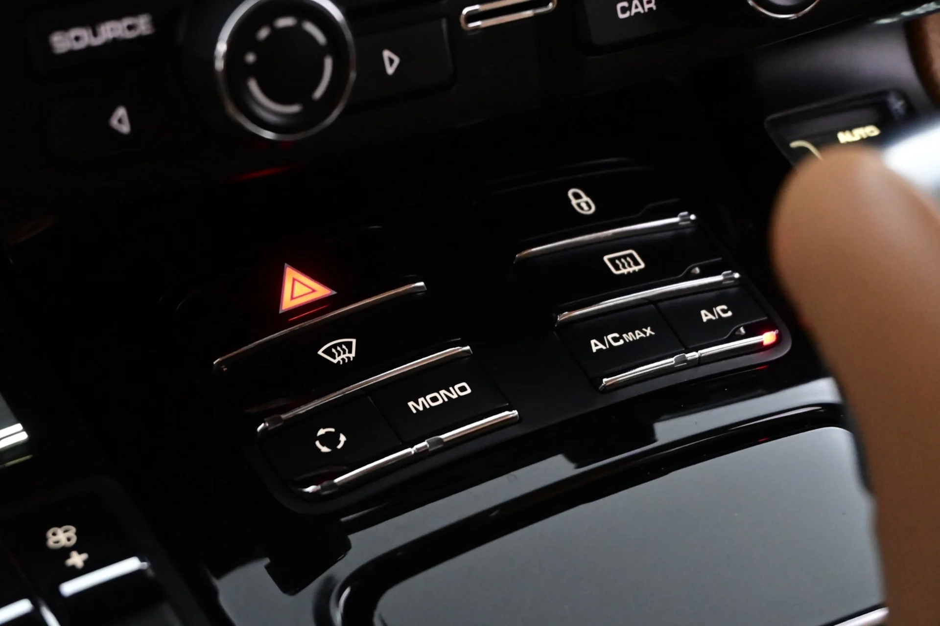 Car Image - 3SWcqWHtFoEbCvDR0x0lk3