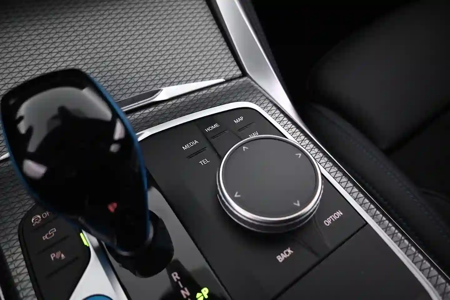 Car Image - EtpRJMCW7riWQUi1K8dD0