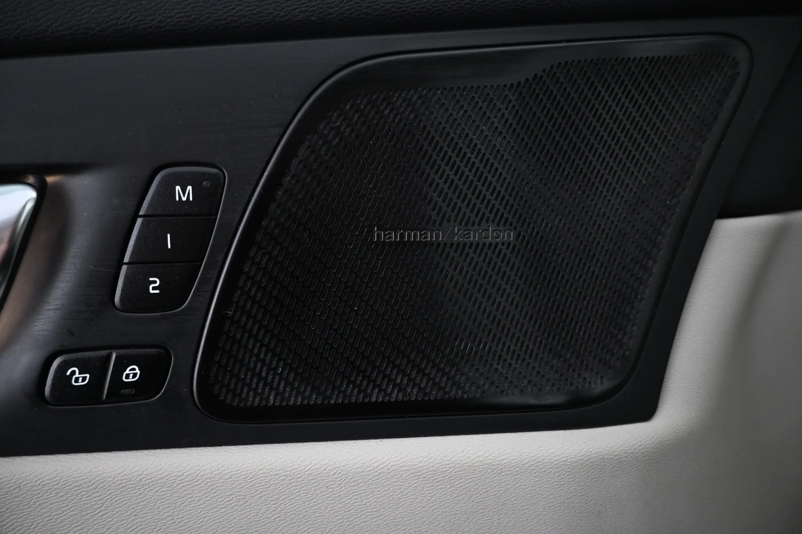 Car Image - 80JiCuQp21PPsYqg8USoS