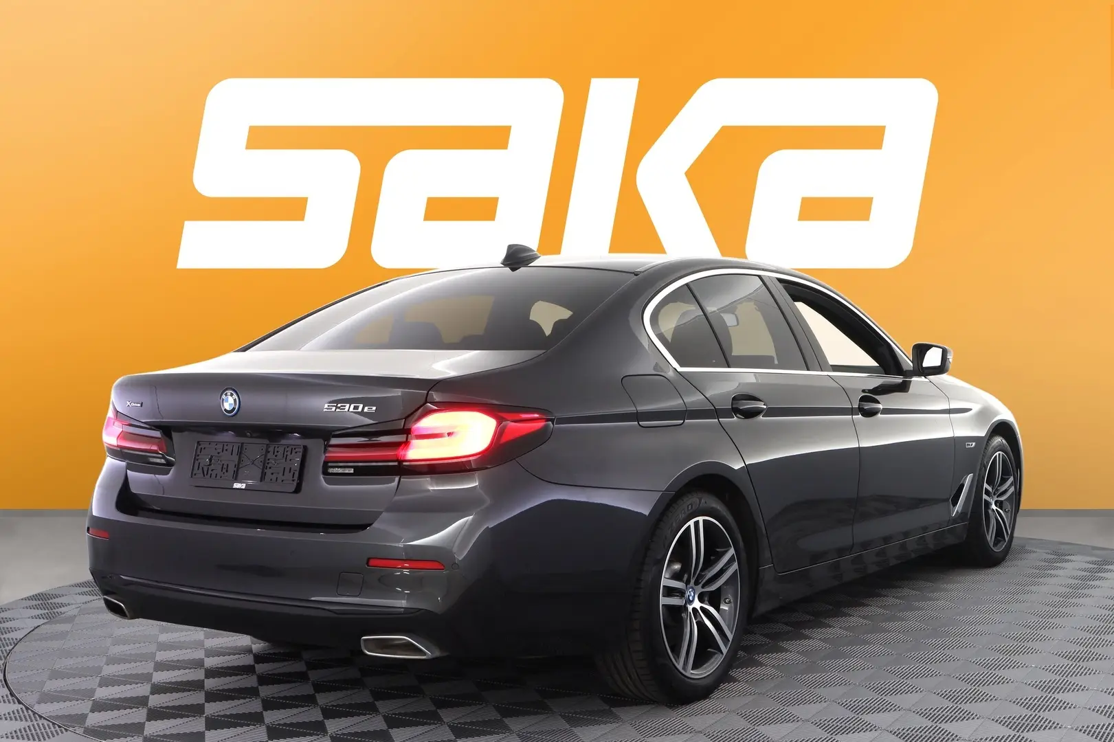 Car Image - 4CFbsftWQ6f1ESiVdTc7f