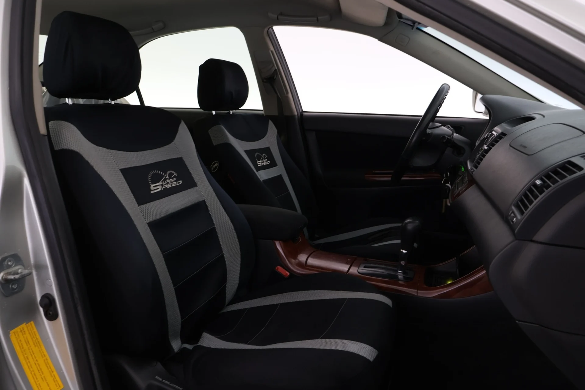 Car Image - 3rfJ7HW2PKmB9lzoXJnuSM