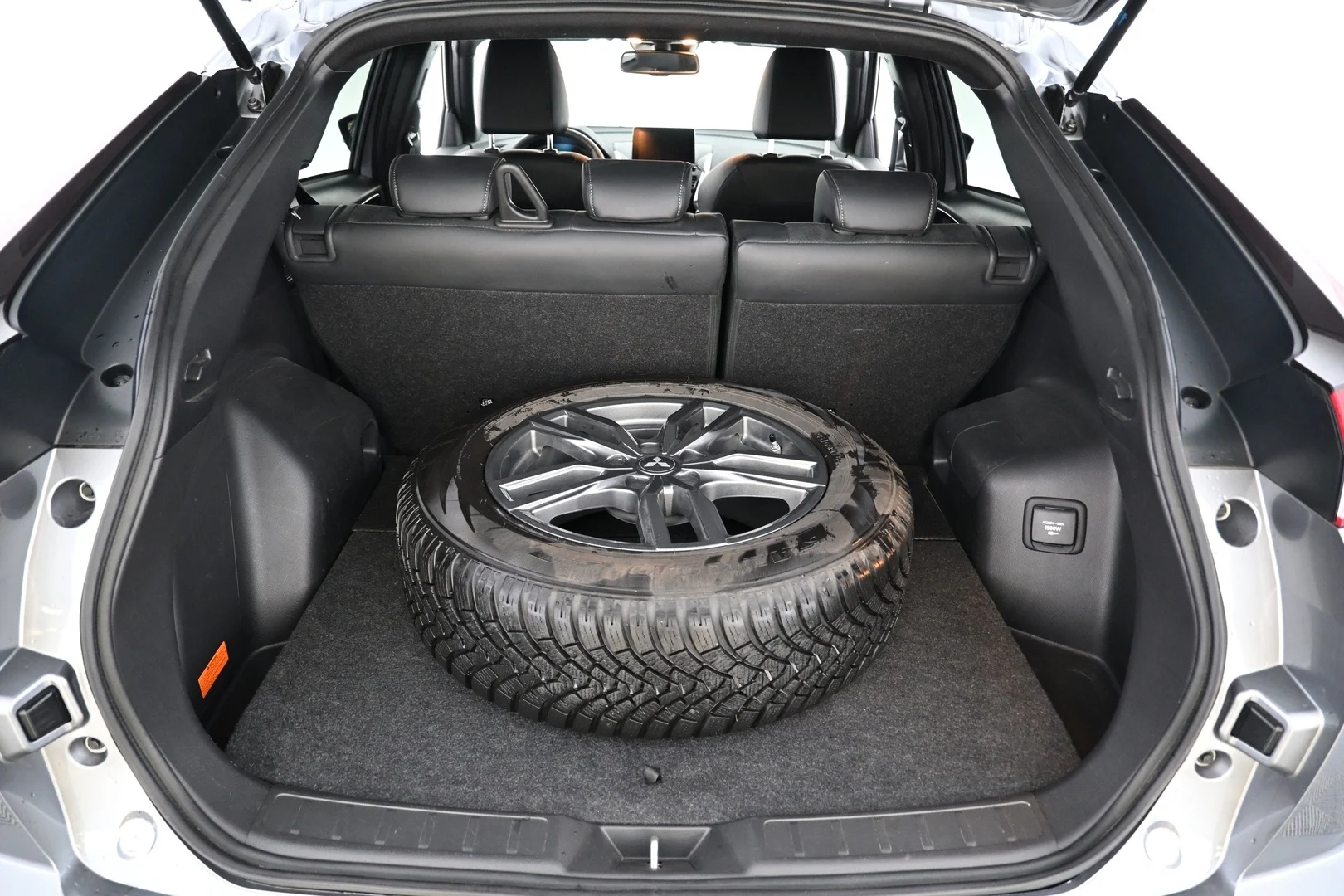 Car Image - 6b7etW7xk3QzMqwThgTJAs