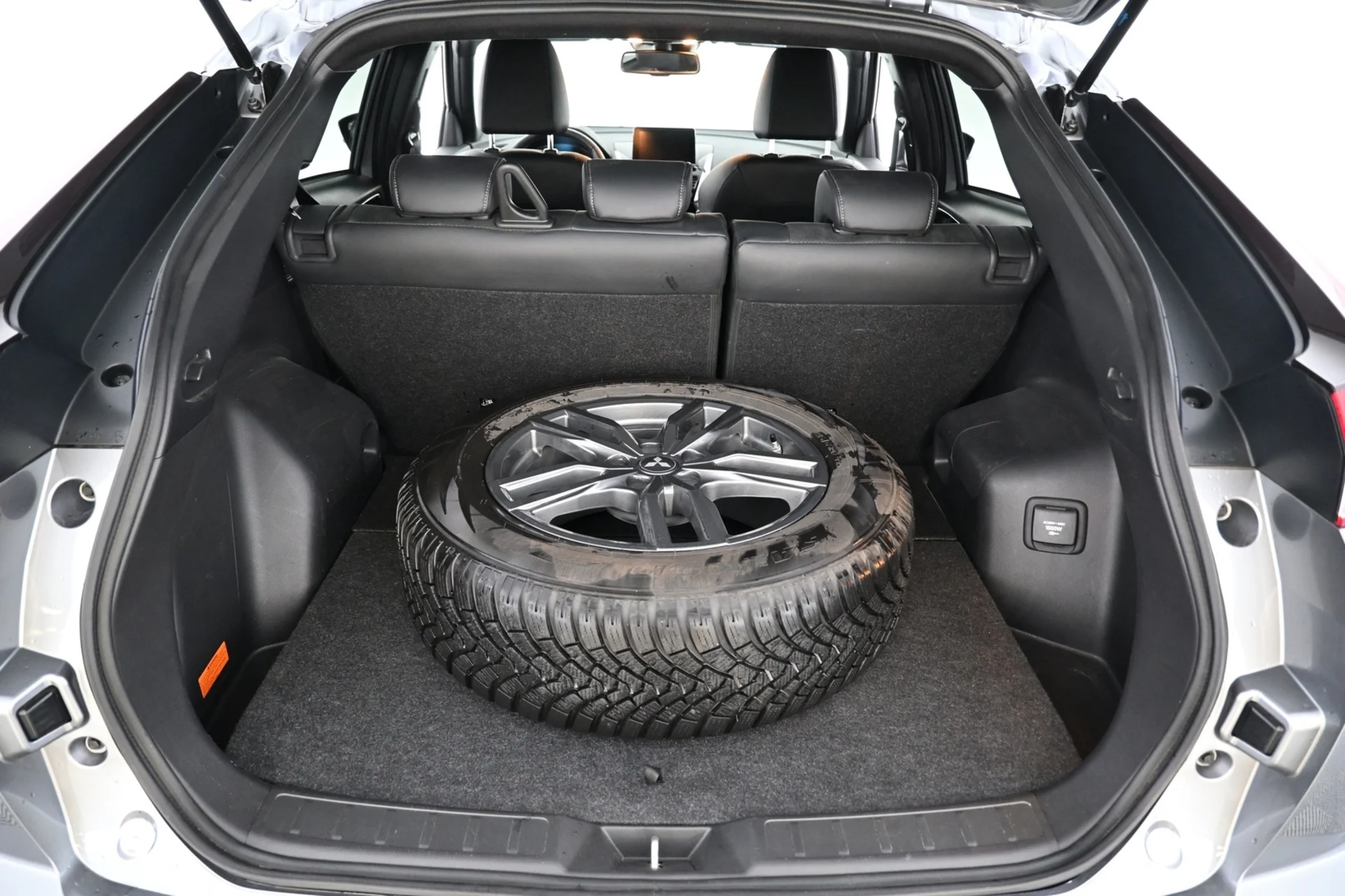 Car Image - 6b7etW7xk3QzMqwThgTJAs