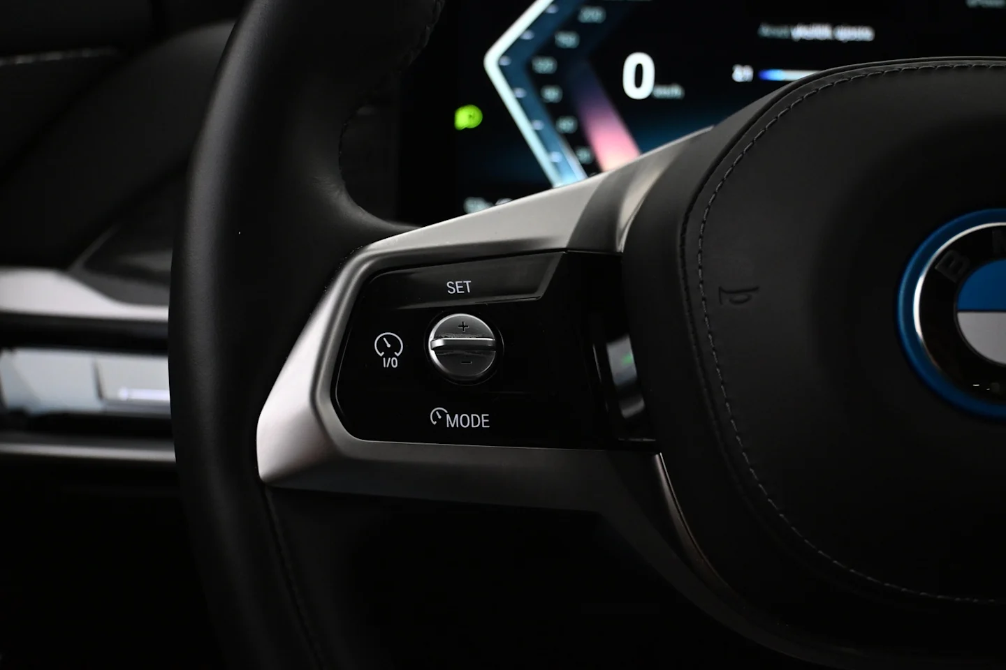 Car Image - 5az1c4F94aKq9M6FX9n1zt