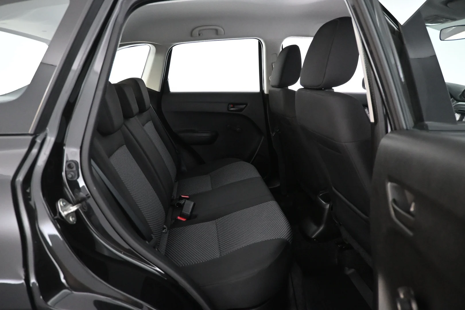 Car Image - WRmaxhIxNCBflpXvq1w7w