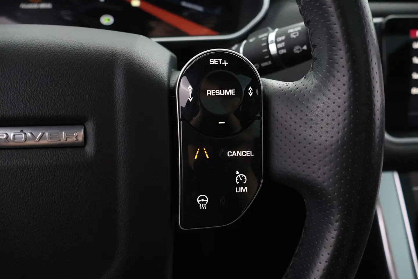 Car Image - 1fV3sgBhdwh82Hho9hR81m