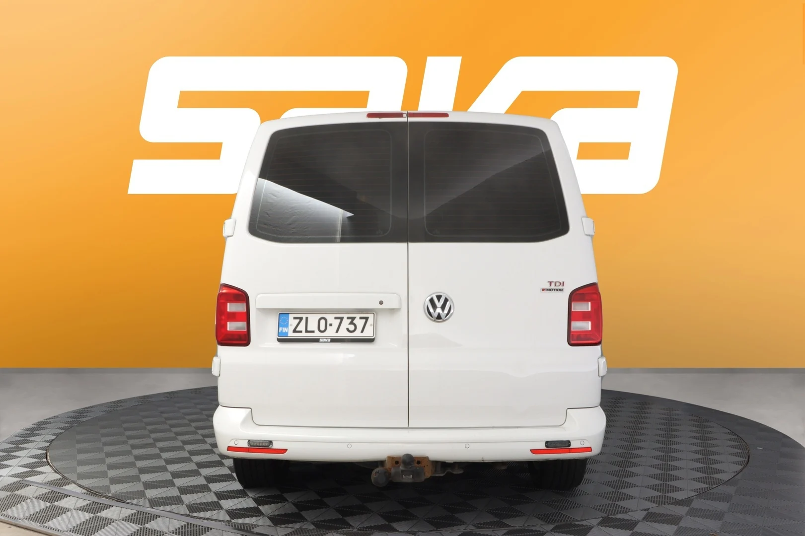 Car Image - QcSGfKC1bITArnyWr2cK9