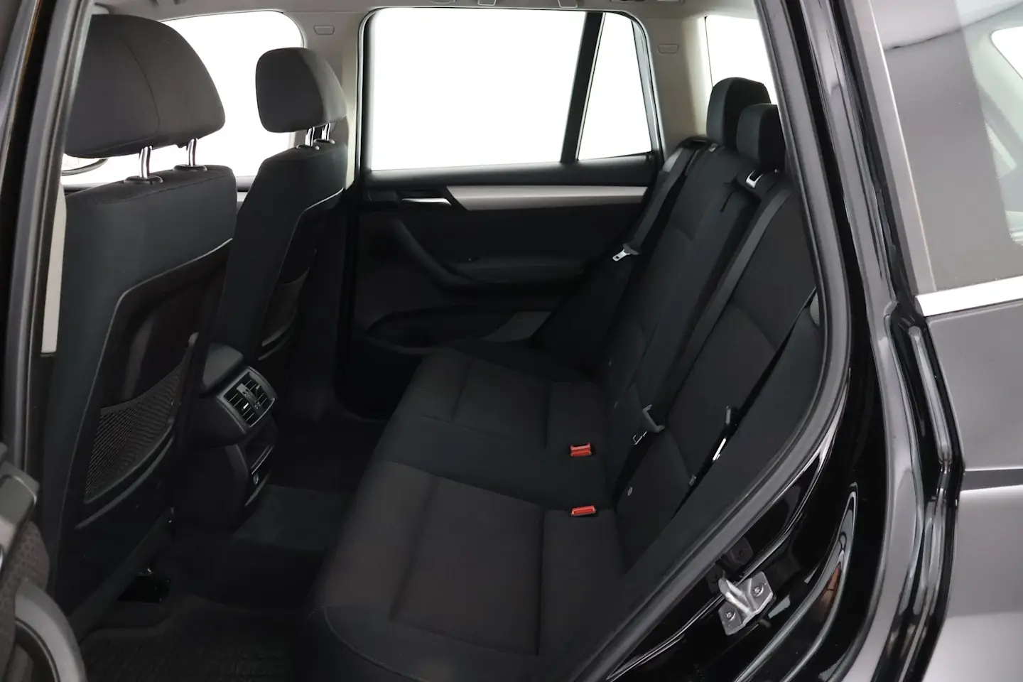 Car Image - 6sq7bEXCirV5eqeVVbO4un