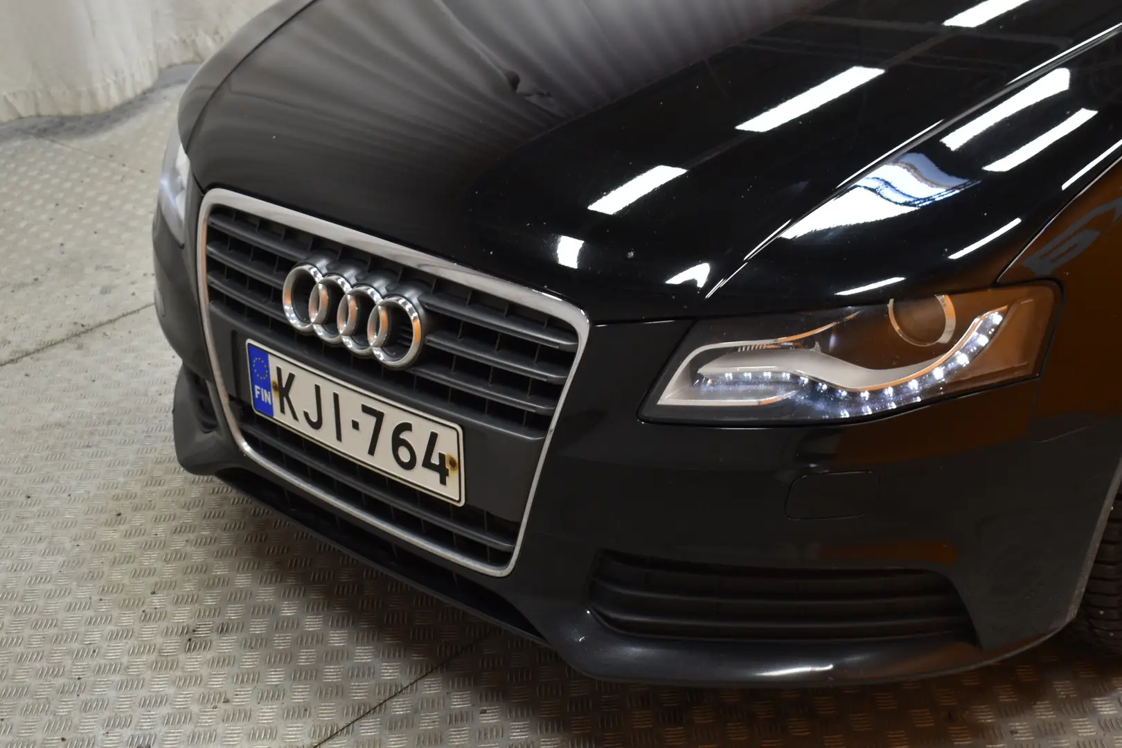 Car Image - 7l05E4mBfLhG6a9CCHYzQO