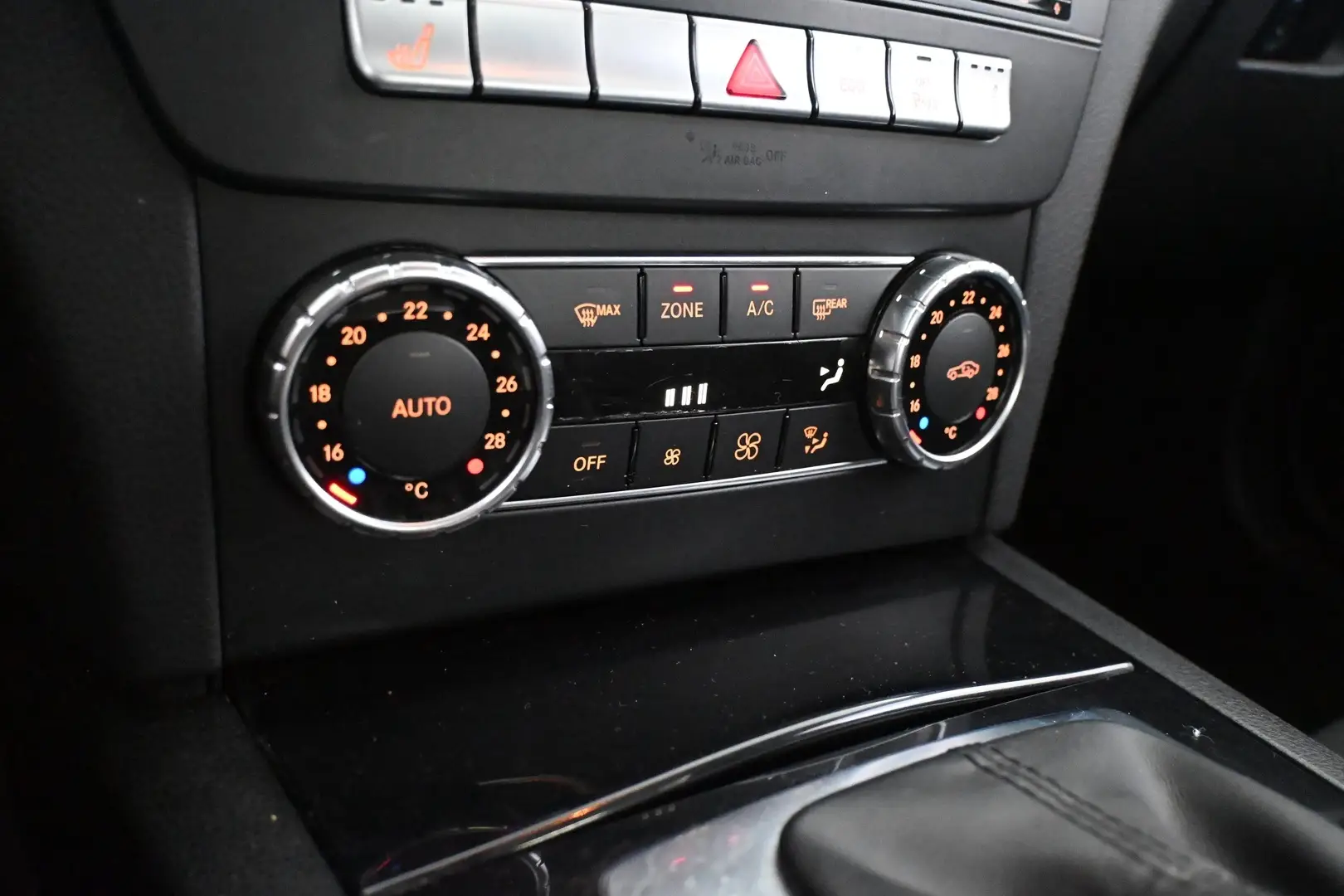 Car Image - 8ytHJv8RnUQdaM214sYfx