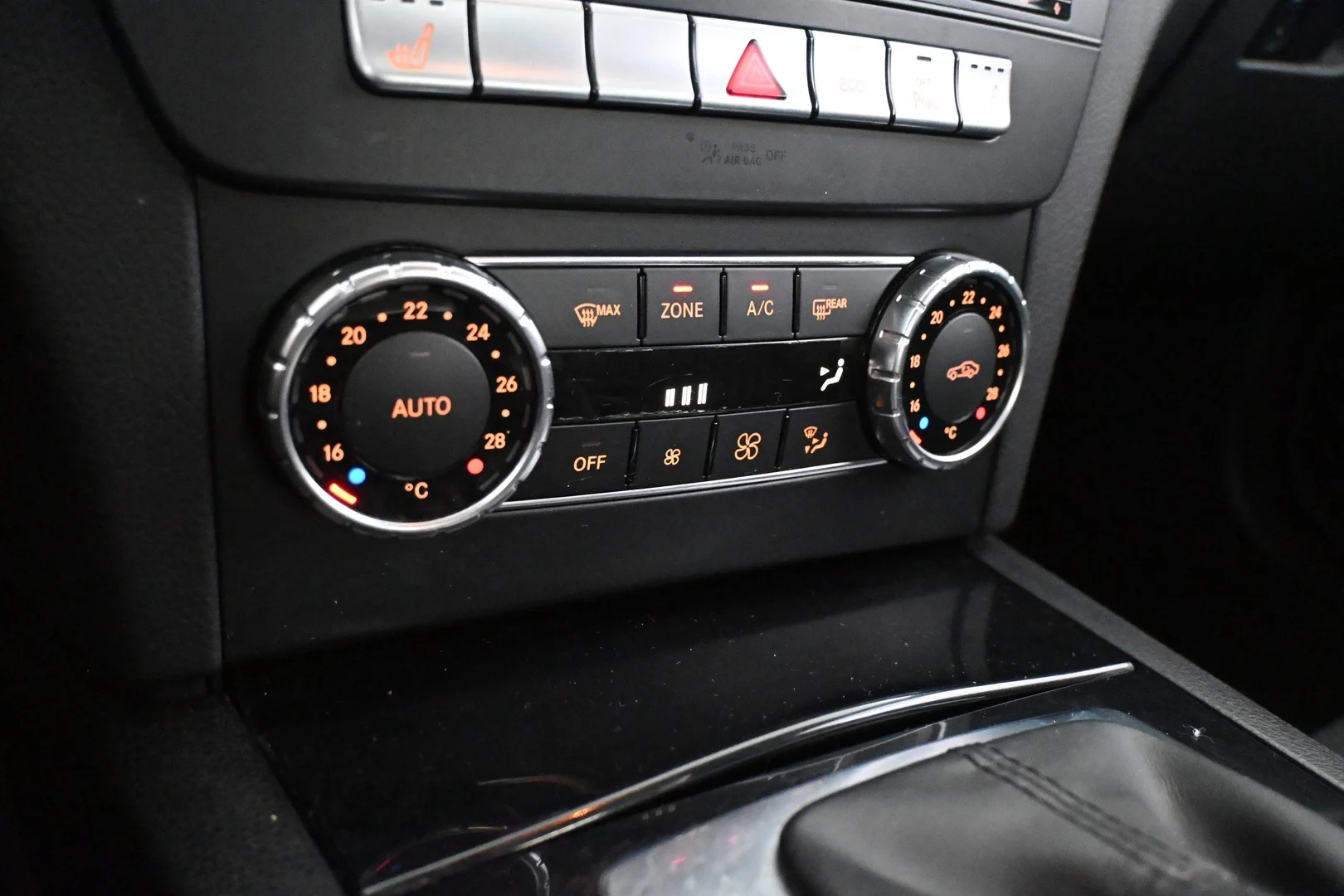 Car Image - 8ytHJv8RnUQdaM214sYfx