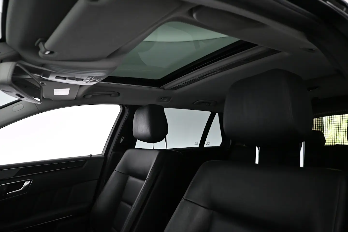 Car Image - Q9GByqrCFiKCcugqTGm8Y