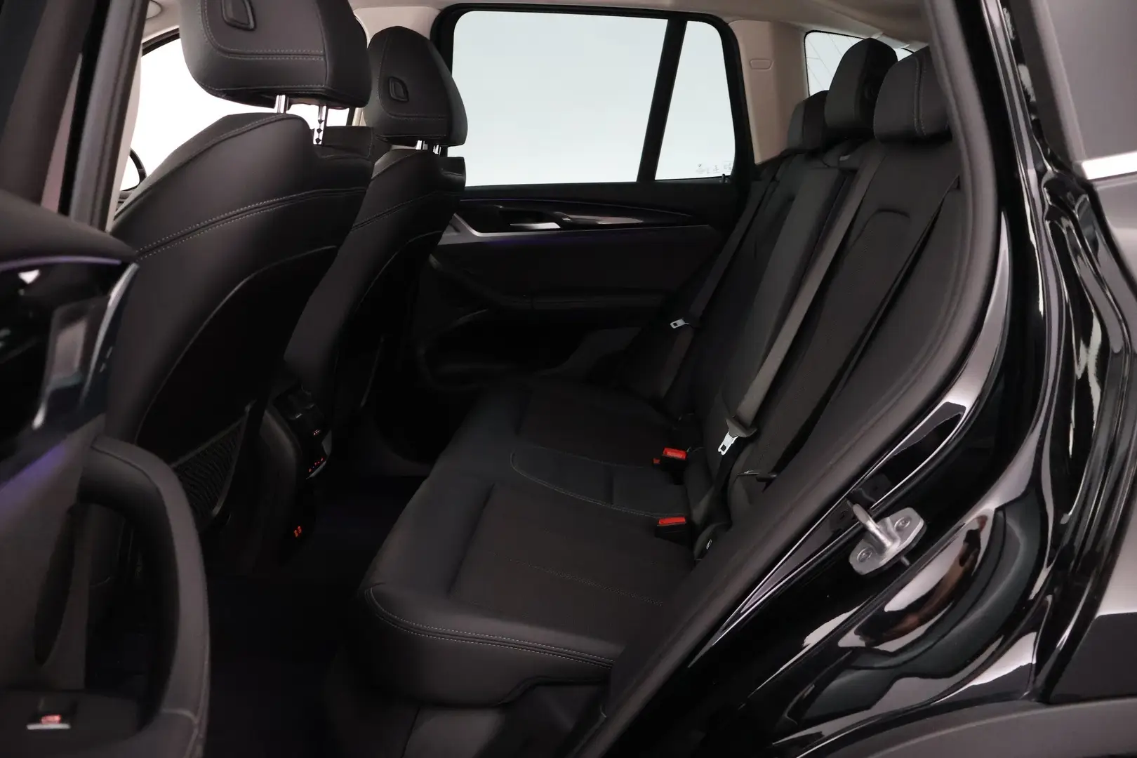 Car Image - 5K8eEA1Iq8a7DrGbOpi5Gf