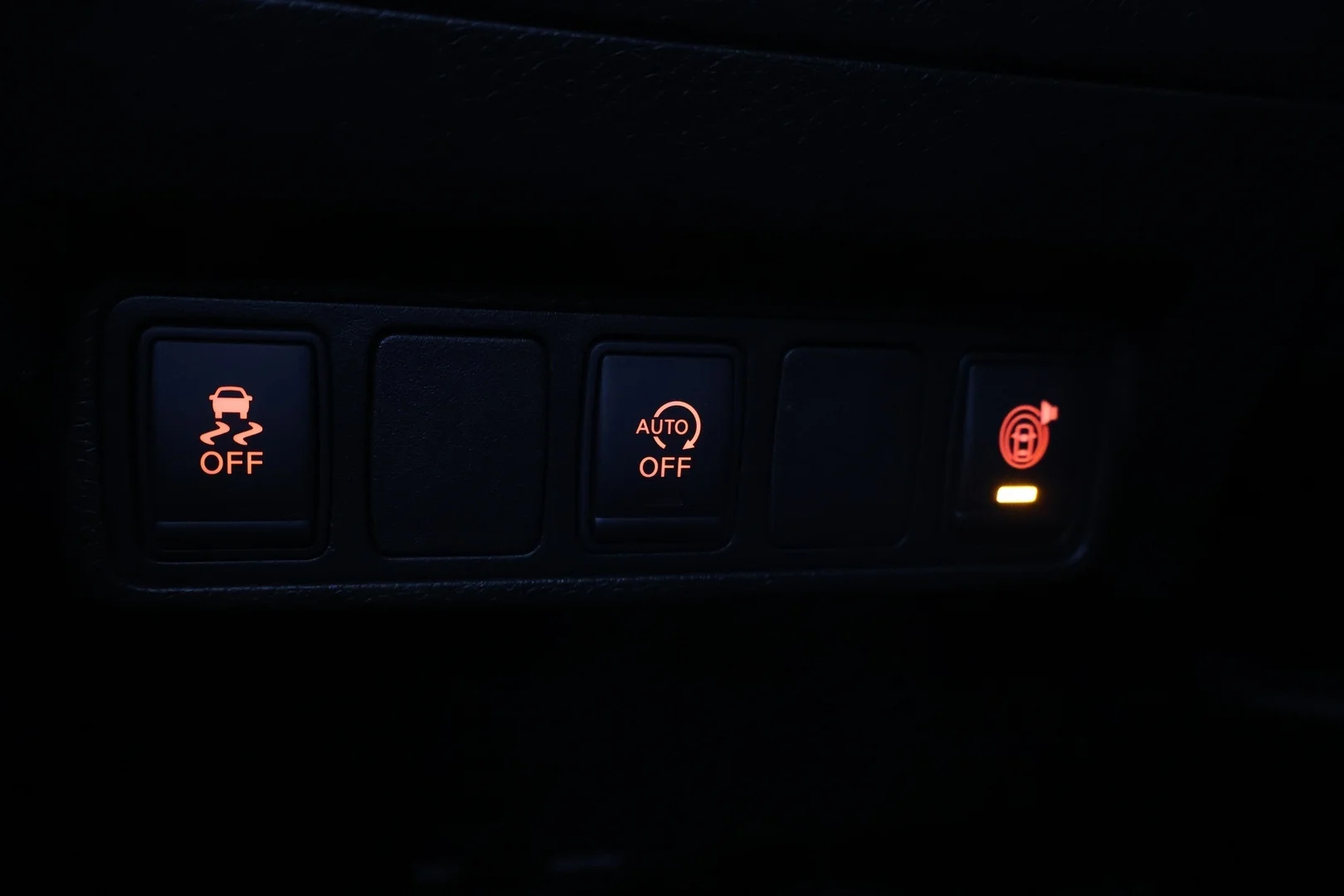 Car Image - 3okLoWj0aAcd7rsC8OXuVW