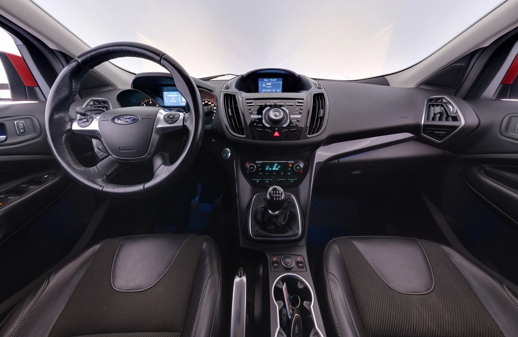 Car Image - 4M9CwUYZBEYrgNSxNn6oRM