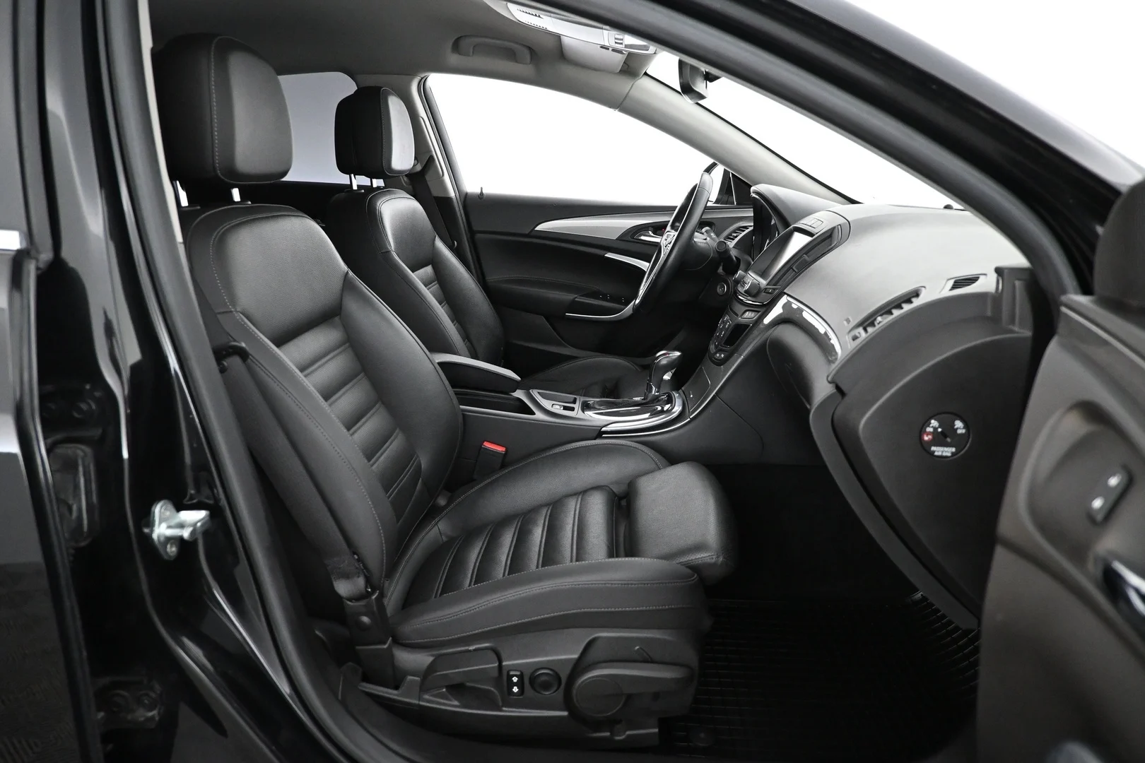 Car Image - 6S8j7M0x1dLI0mzFvOuHyu